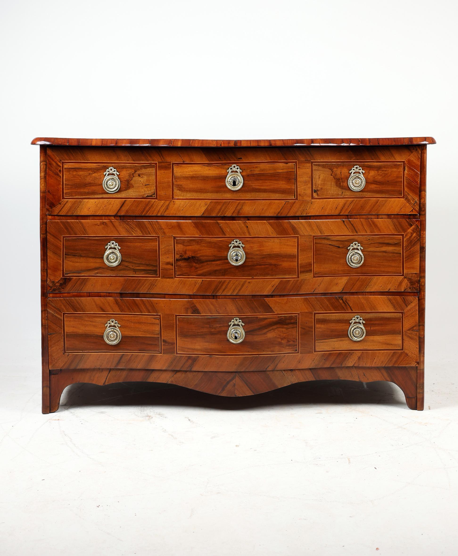 Louis XVI Chest of drawers from early 19th century For Sale 4