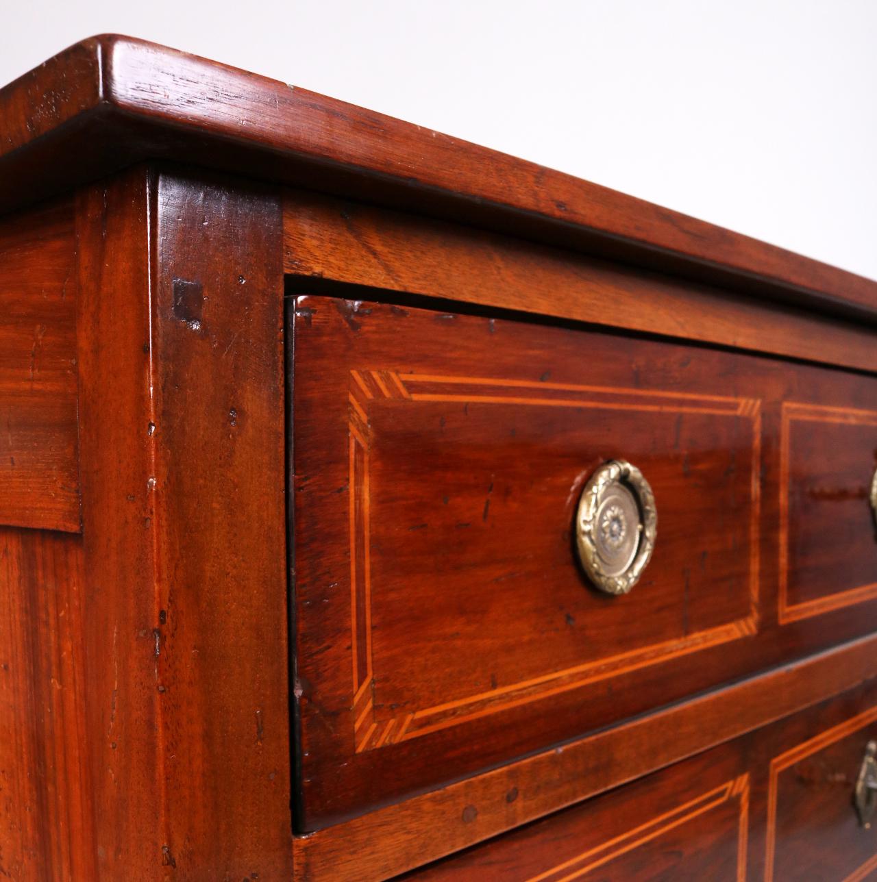 Louis XVI Chest of Drawers from Early 19th Century For Sale 1