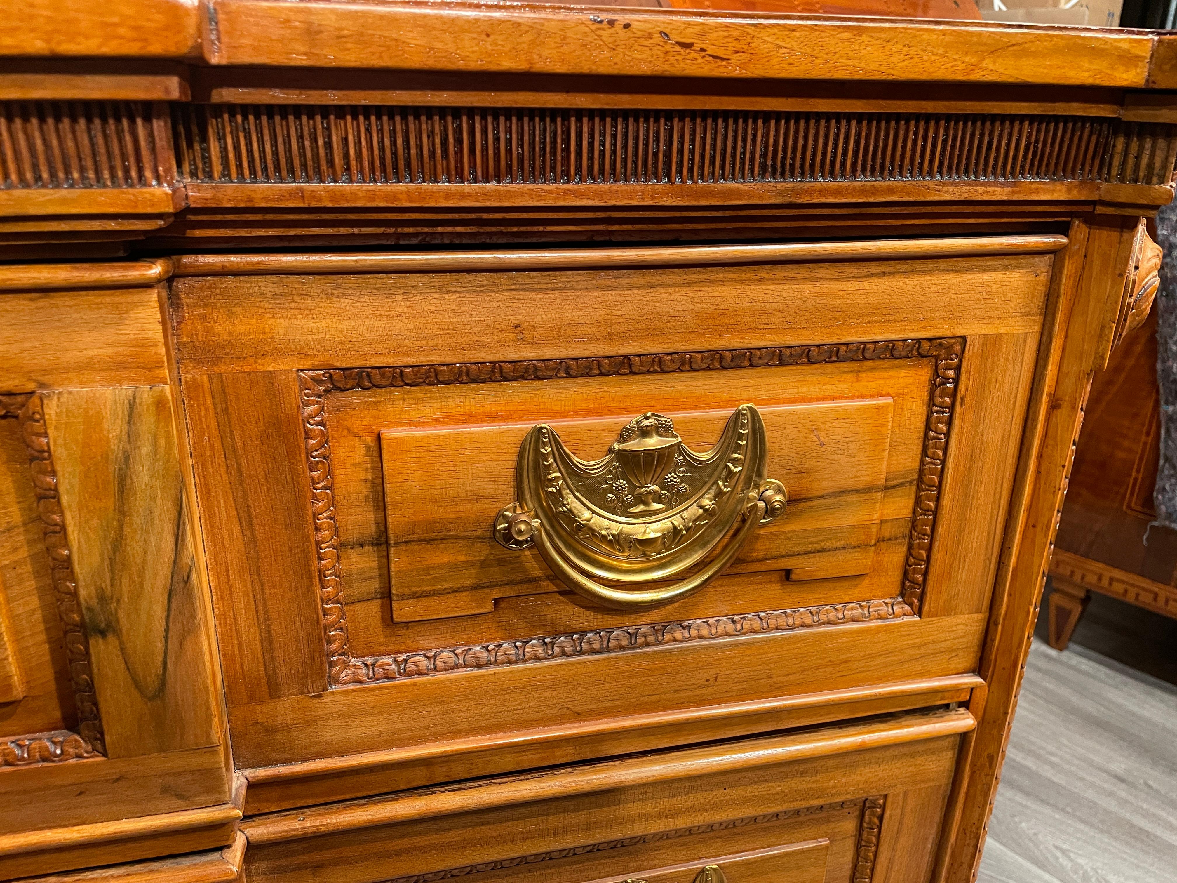 Louis XVI Chest of Drawers, South West Germany, 1780 For Sale 5