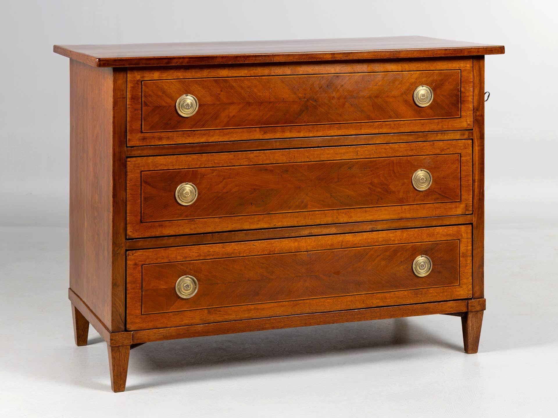 Louis XVI Chest of Drawers with Central Locking System, Germany, Early 19th Ct. For Sale 4