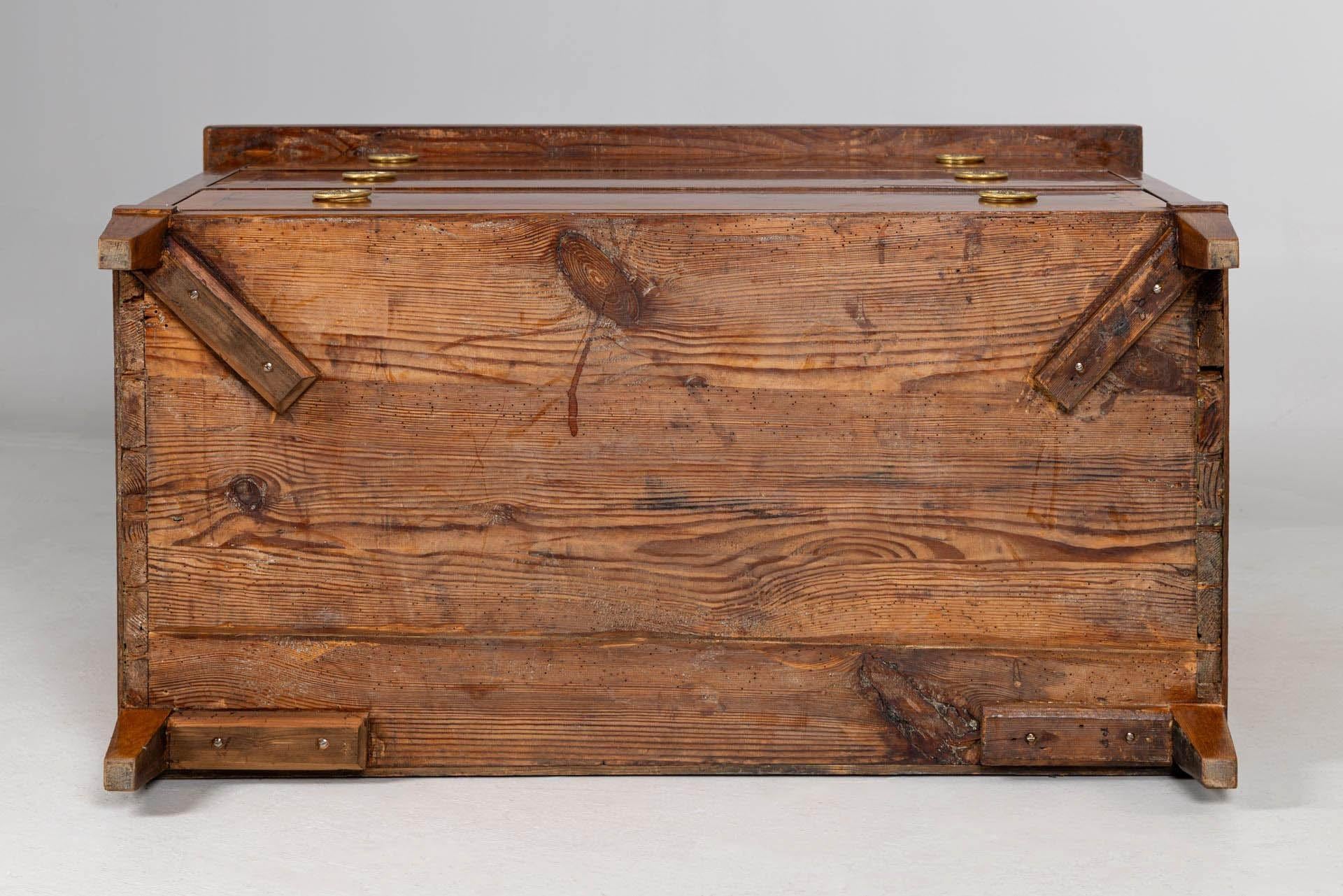 Louis XVI Chest of Drawers with Central Locking System, Germany, Early 19th Ct. For Sale 8