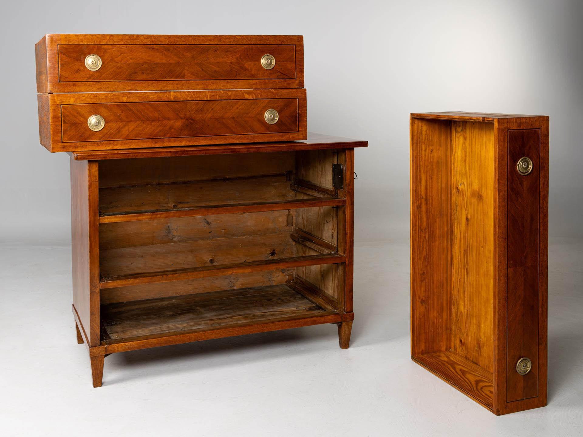 Louis XVI Chest of Drawers with Central Locking System, Germany, Early 19th Ct. For Sale 2