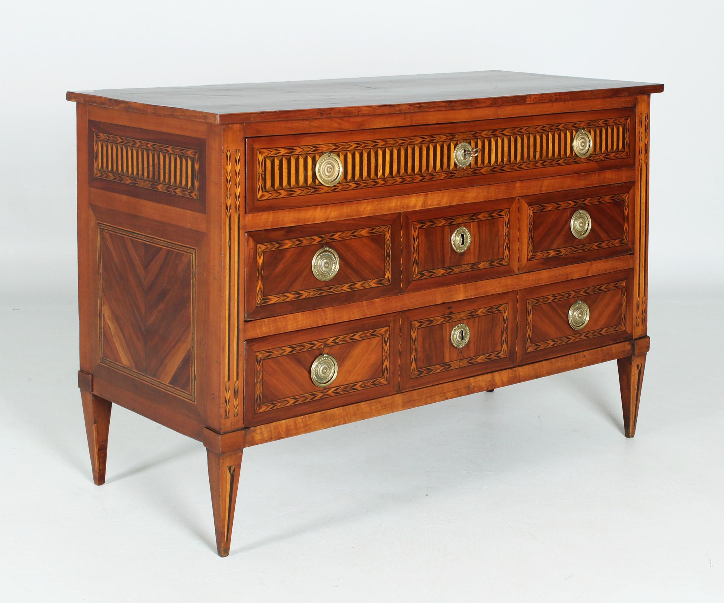 Louis XVI Chest of Drawers with Secretary Compartment, Fine Marquetry, c. 1780 1