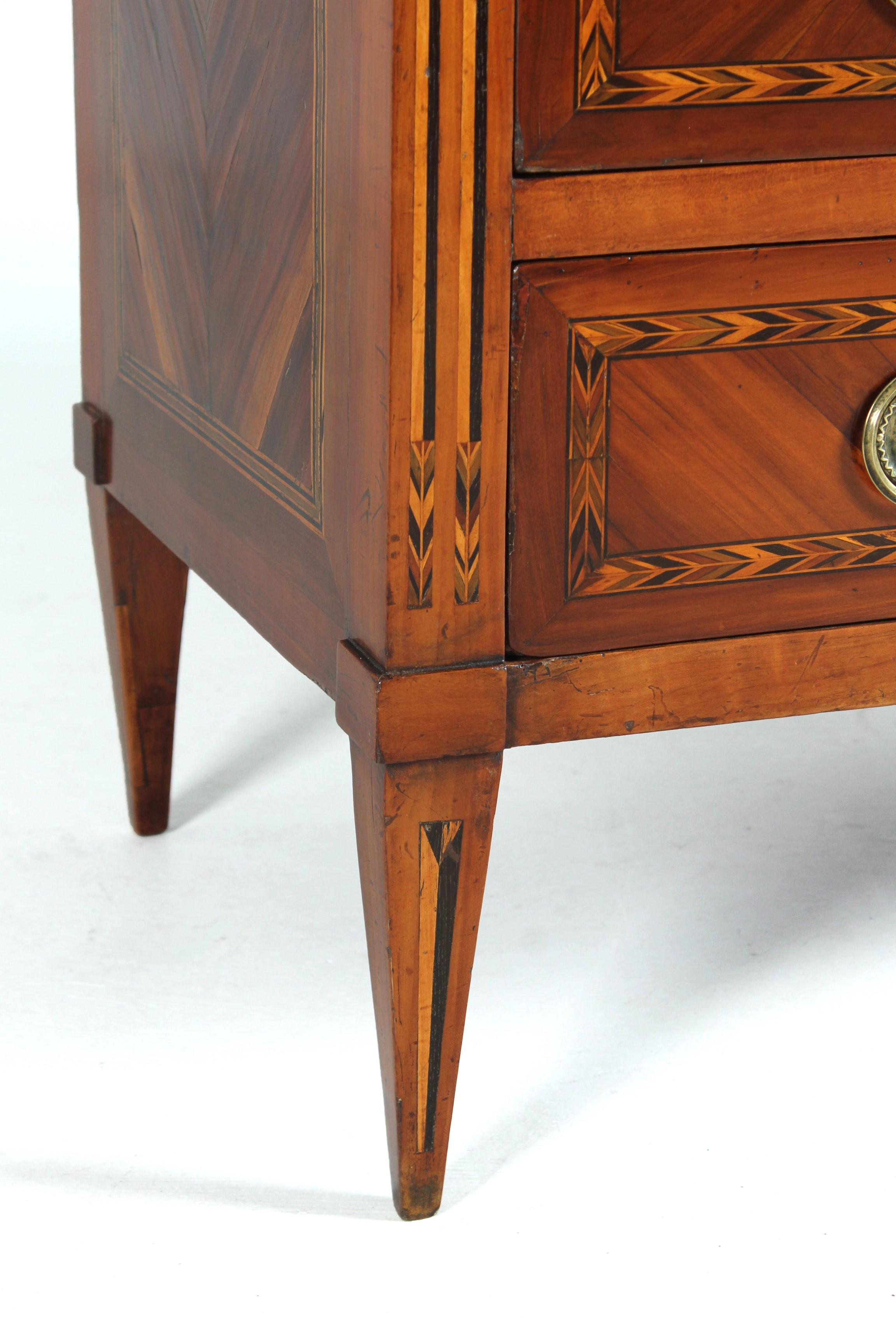 Louis XVI Chest of Drawers with Secretary Compartment, Fine Marquetry, c. 1780 2