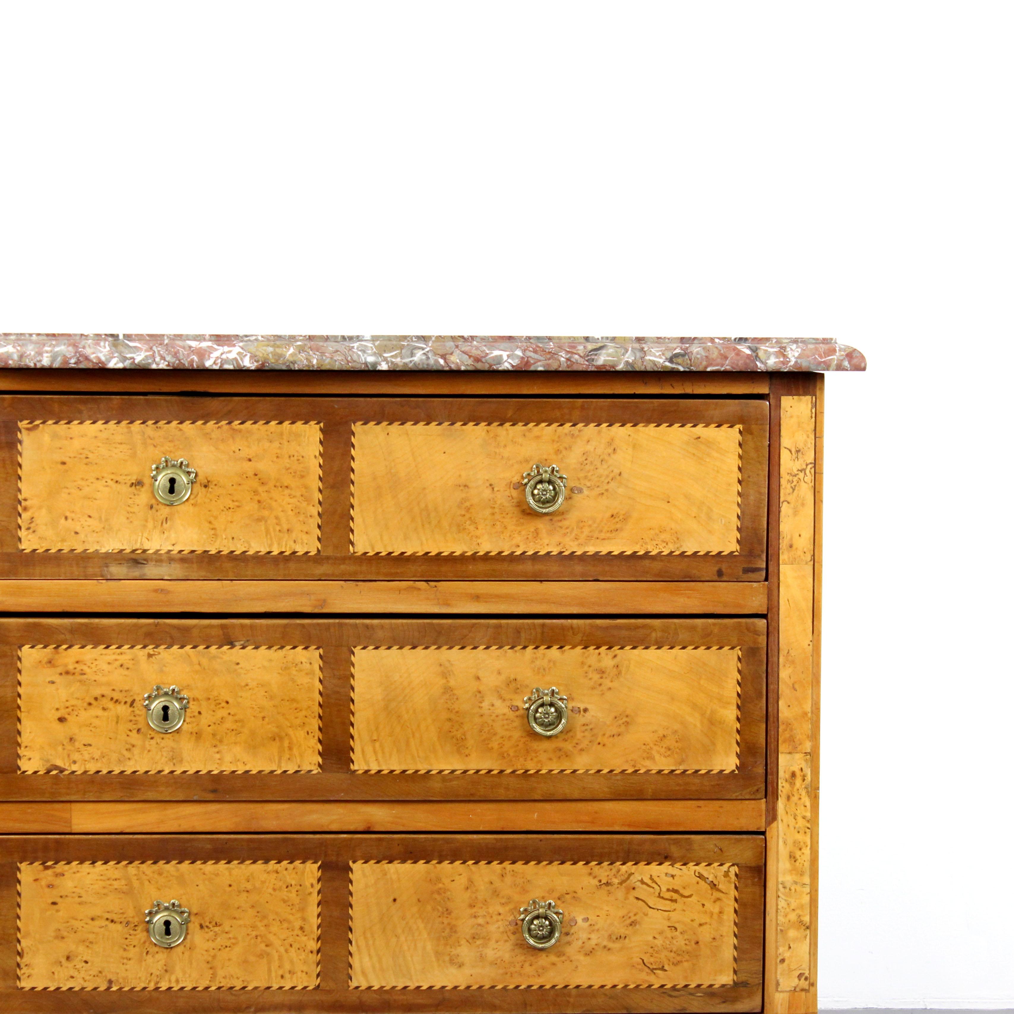 Louis XVI chest of drawersFrance - Late 18th century - Early 19th century in vendita 3