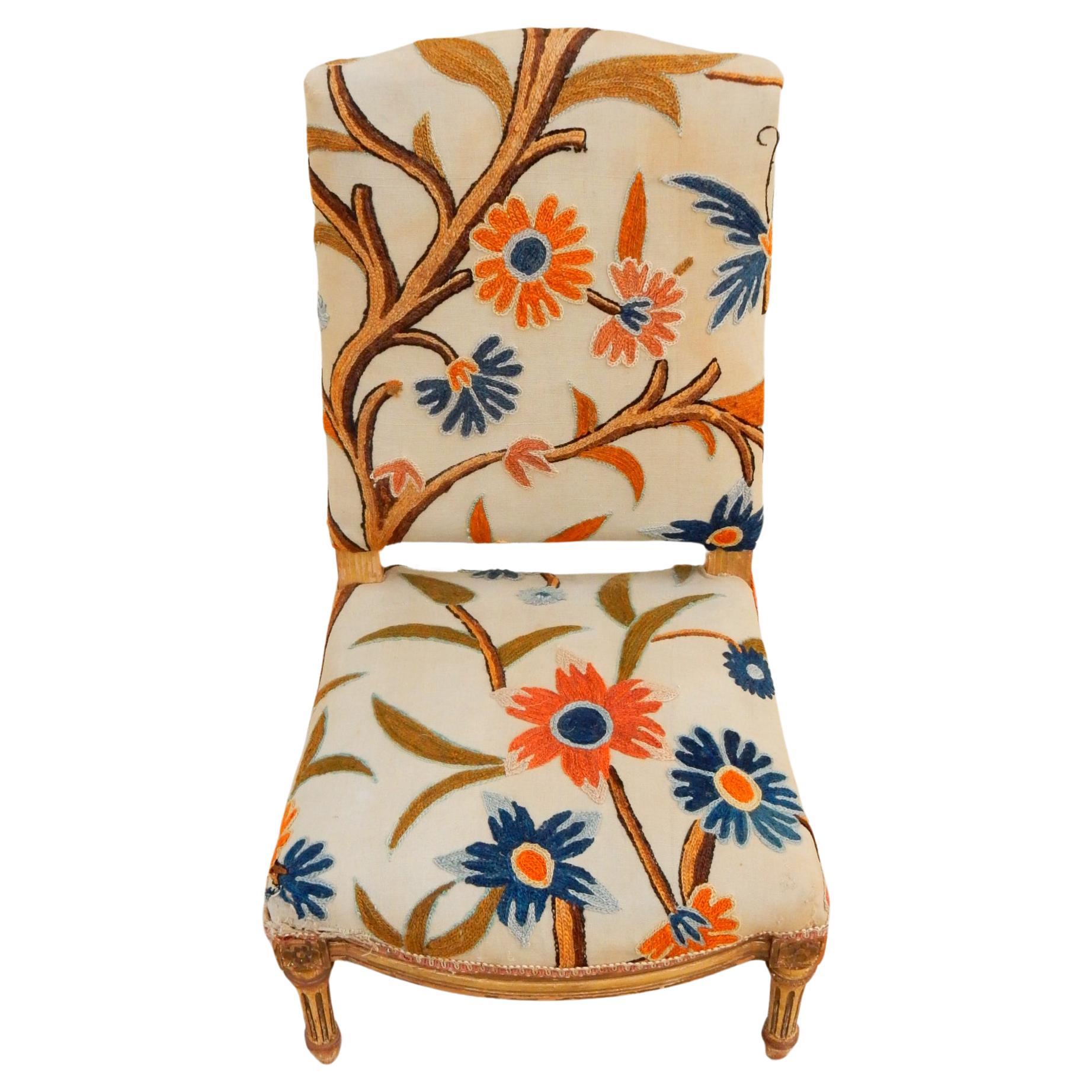 Silla infantil Luis XVI con tapicería de crepé en Bueno estado para la venta en Las Vegas, NV