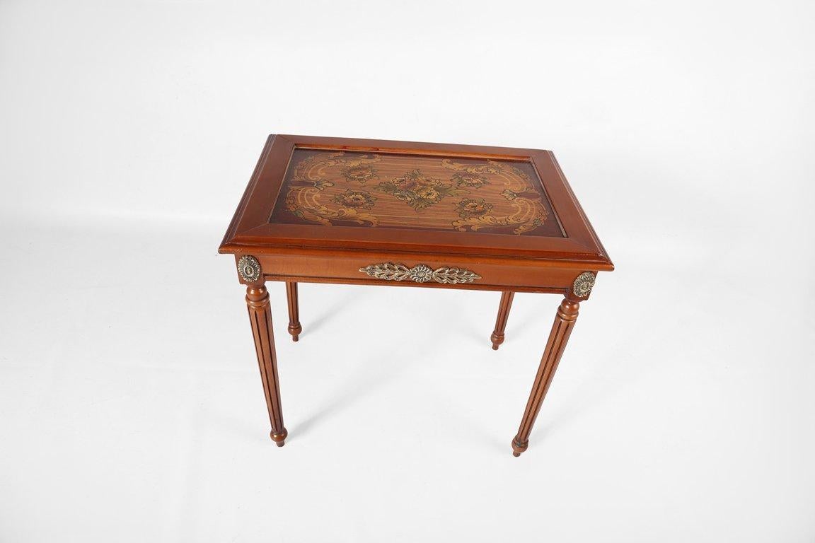 Wood Louis XVI Classic Nesting Coffee Tables, Hand Drawn '3 TABLES', 20th Century For Sale