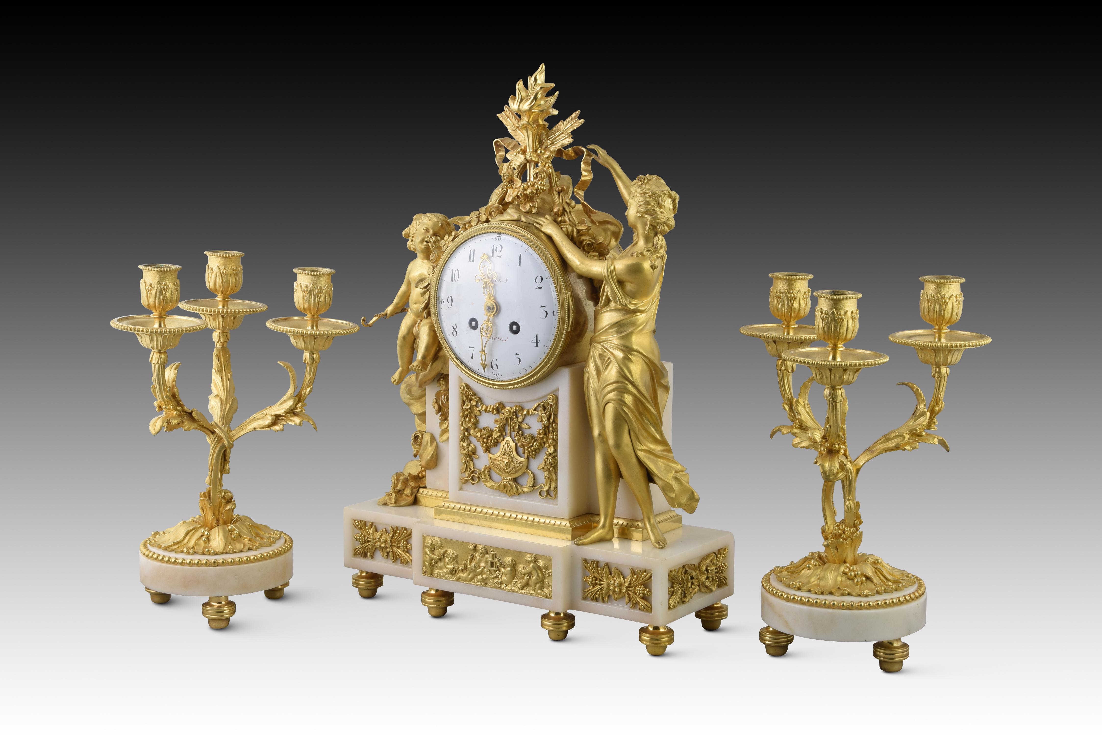 Louis XVI-Uhren und Kronleuchter. Vergoldete Bronze, Marmor. POCHON, Jean-Charles (act. letztes Drittel des 18. Jahrhunderts). Paris, Frankreich, um 1780 oder 1790 und später.
Bibliographie: (Uhr) NIEHÜSER, Elke. 