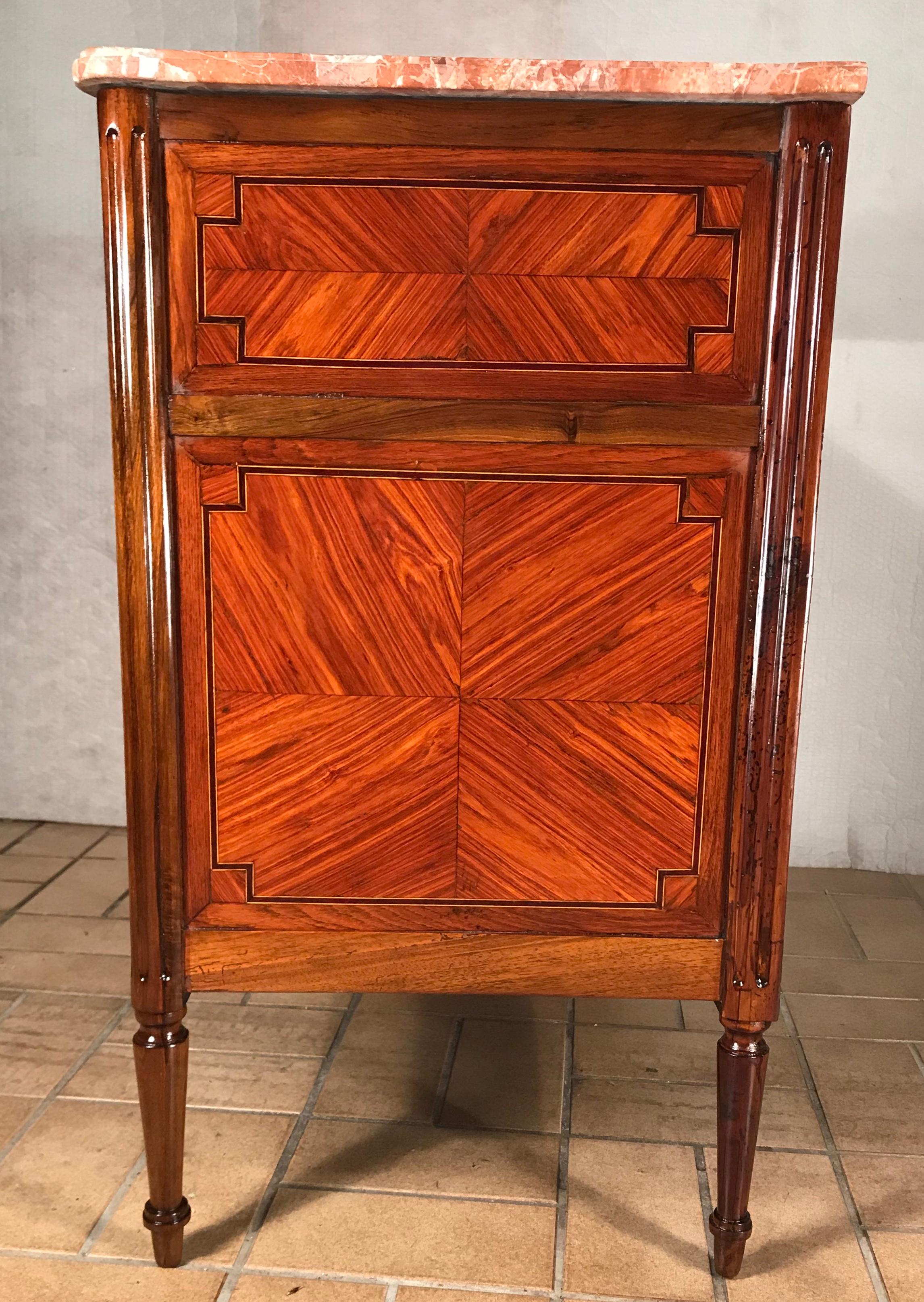 Louis XVI Commode, France 1780, Kingwood Marquetry 6