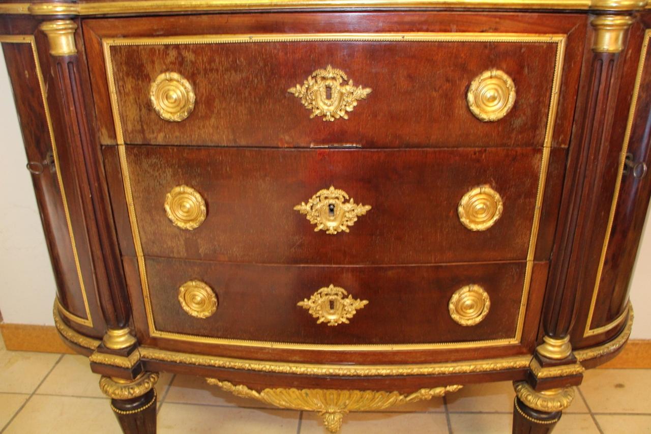 Louis XVI Commode From The House Sormani For Sale 1