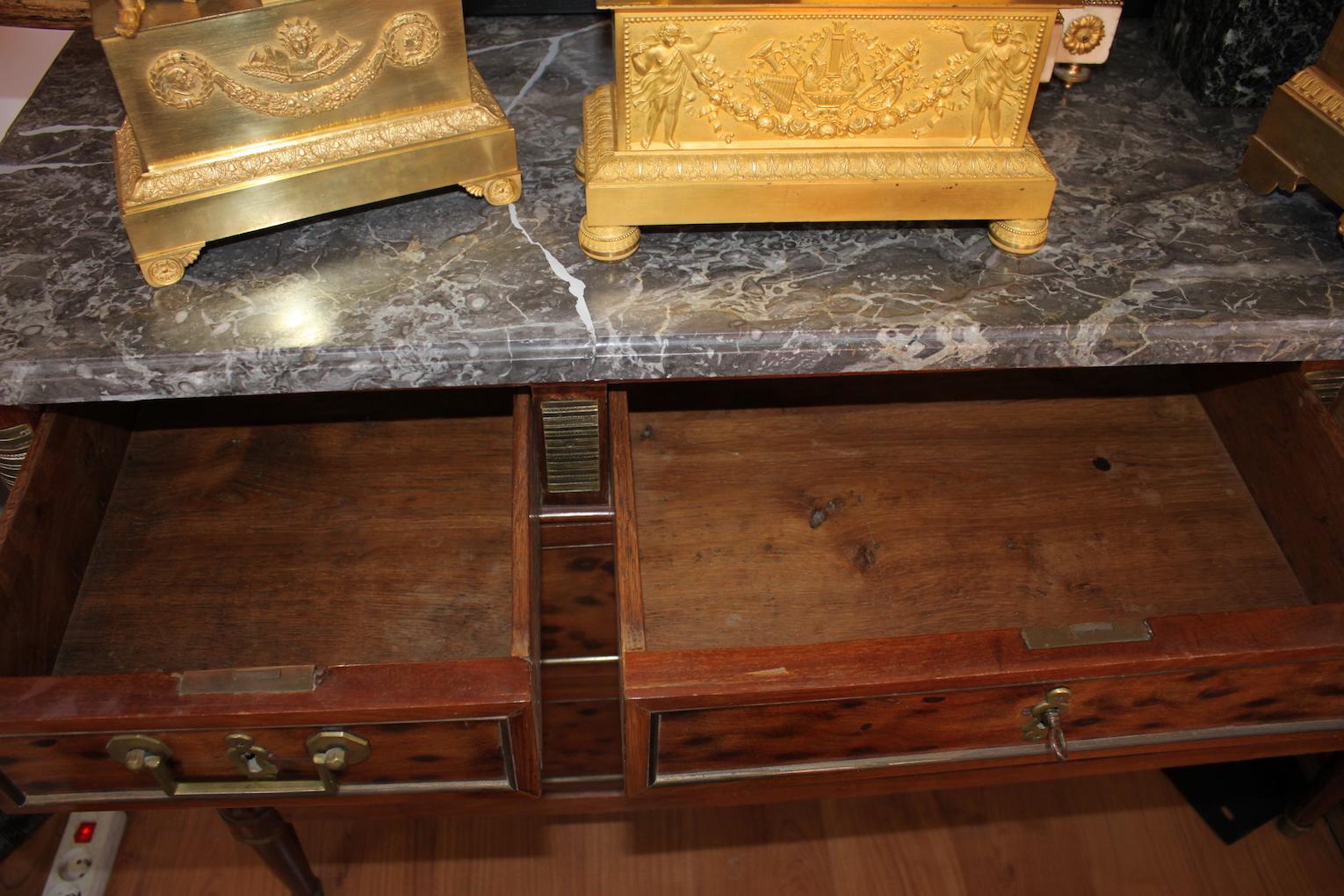 Louis XVI Commode in Mahogany, 18th Century 3