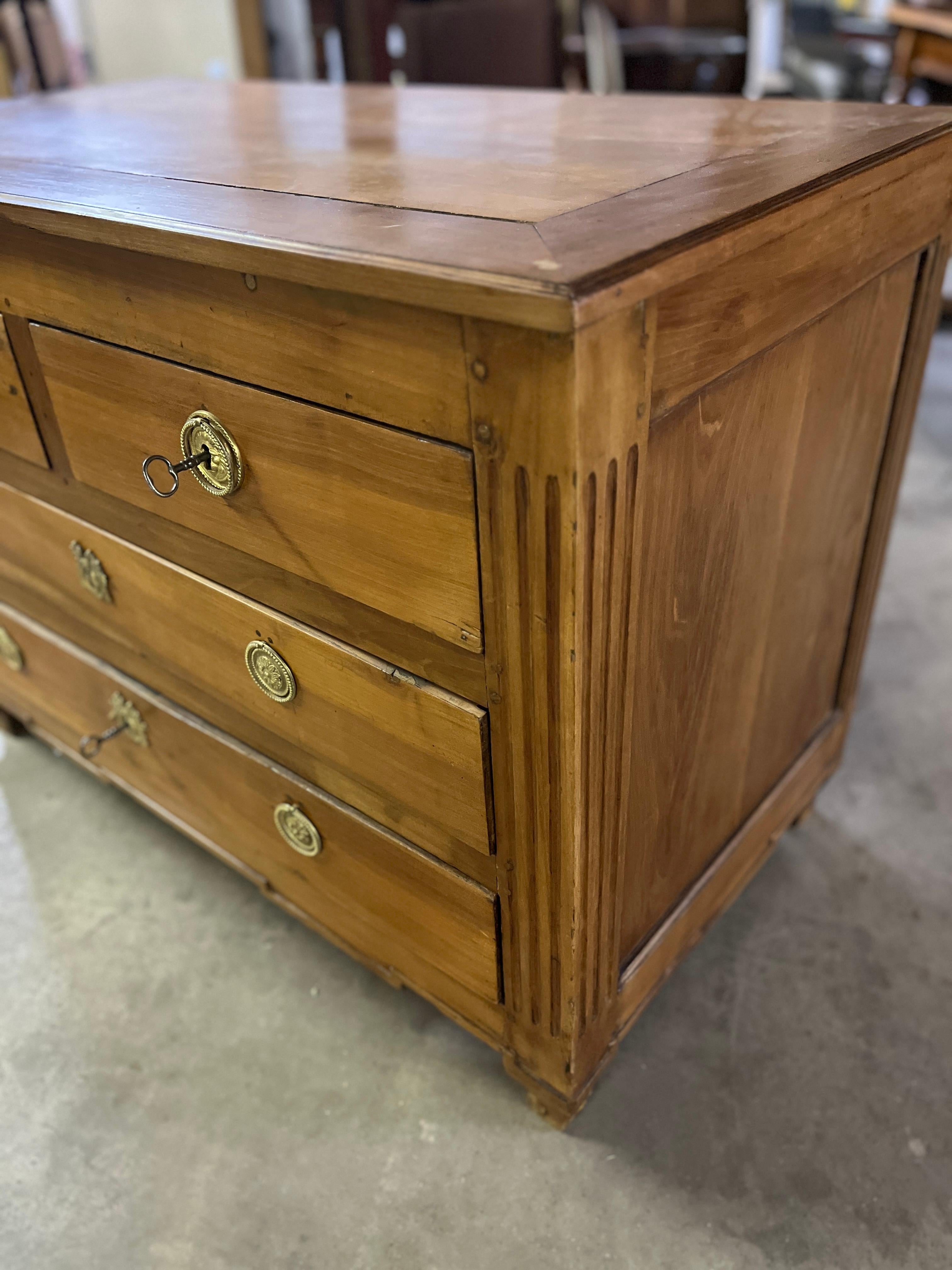 Commode Luigi XVI in Wood Wood Fine XVIII secolo In condizioni buone in vendita a Scottsdale, AZ