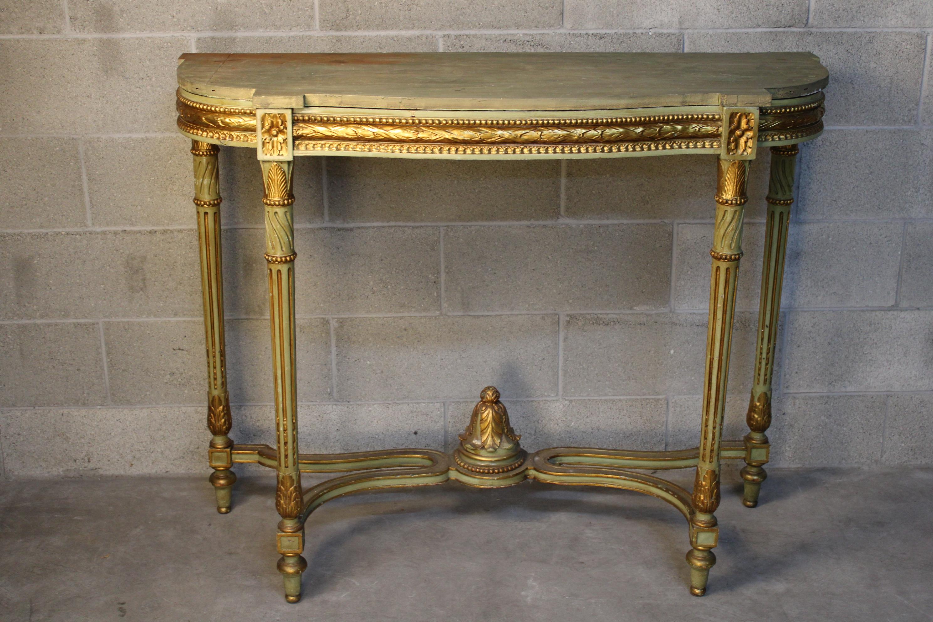 Italian Louis XVI style gilded Console Table circa 1870 Italy 