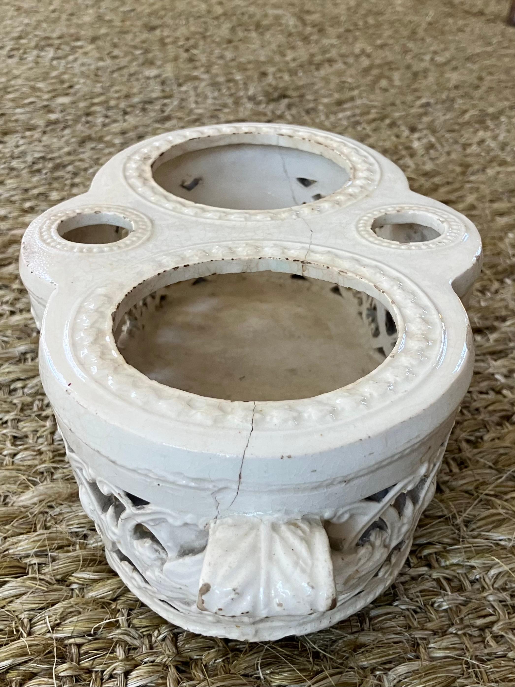 Cache-pot à croûte Louis XVI Bon état - En vente à New York, NY