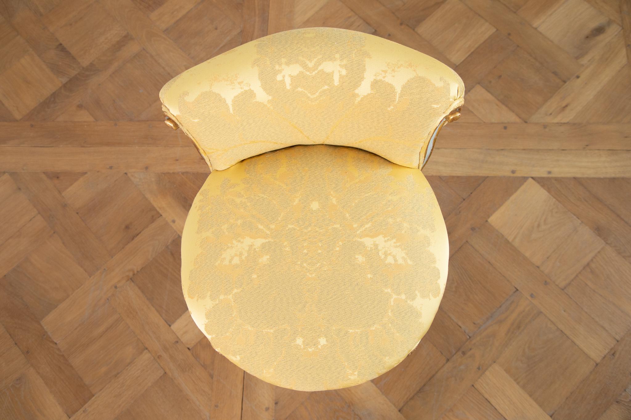 Contemporary Louis XVI Crosse Renverse Stool Painted with Gold Highlights For Sale