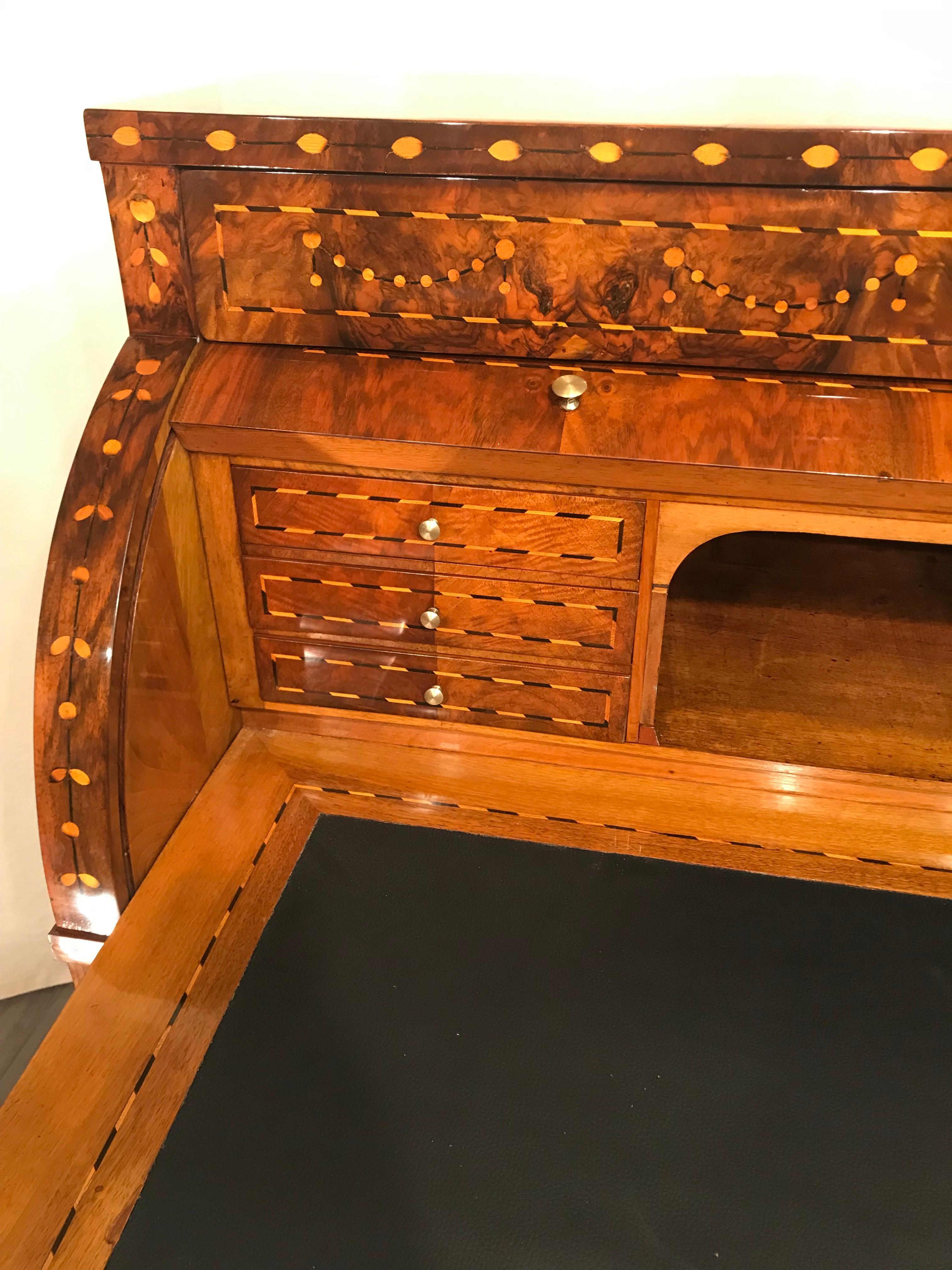 Walnut Louis XVI Cylinder Desk, South Germany, 1780 For Sale