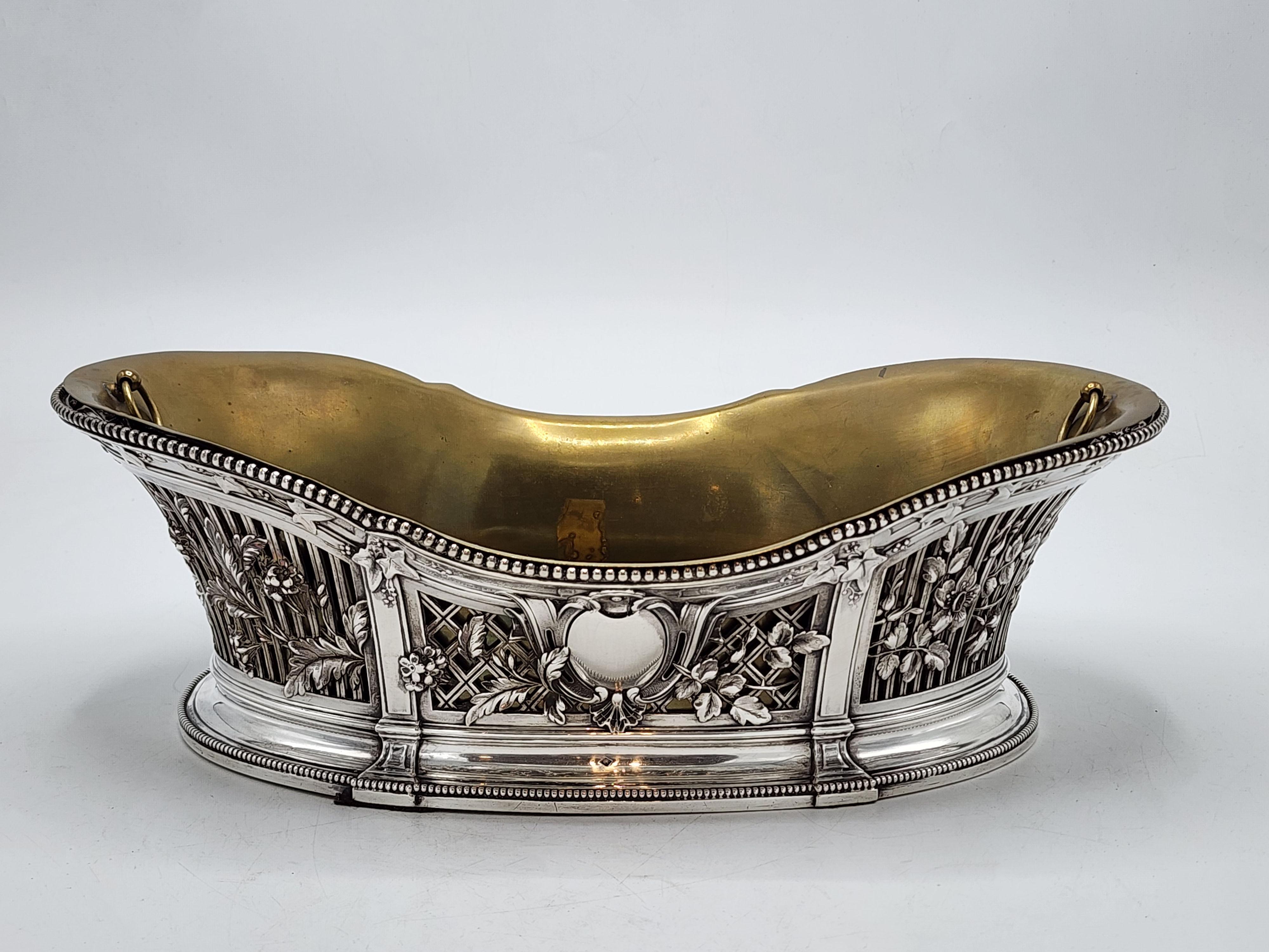 Fatto a mano Centrotavola decorativo Luigi XVI, Francia 1890-1910, argento sterling in vendita