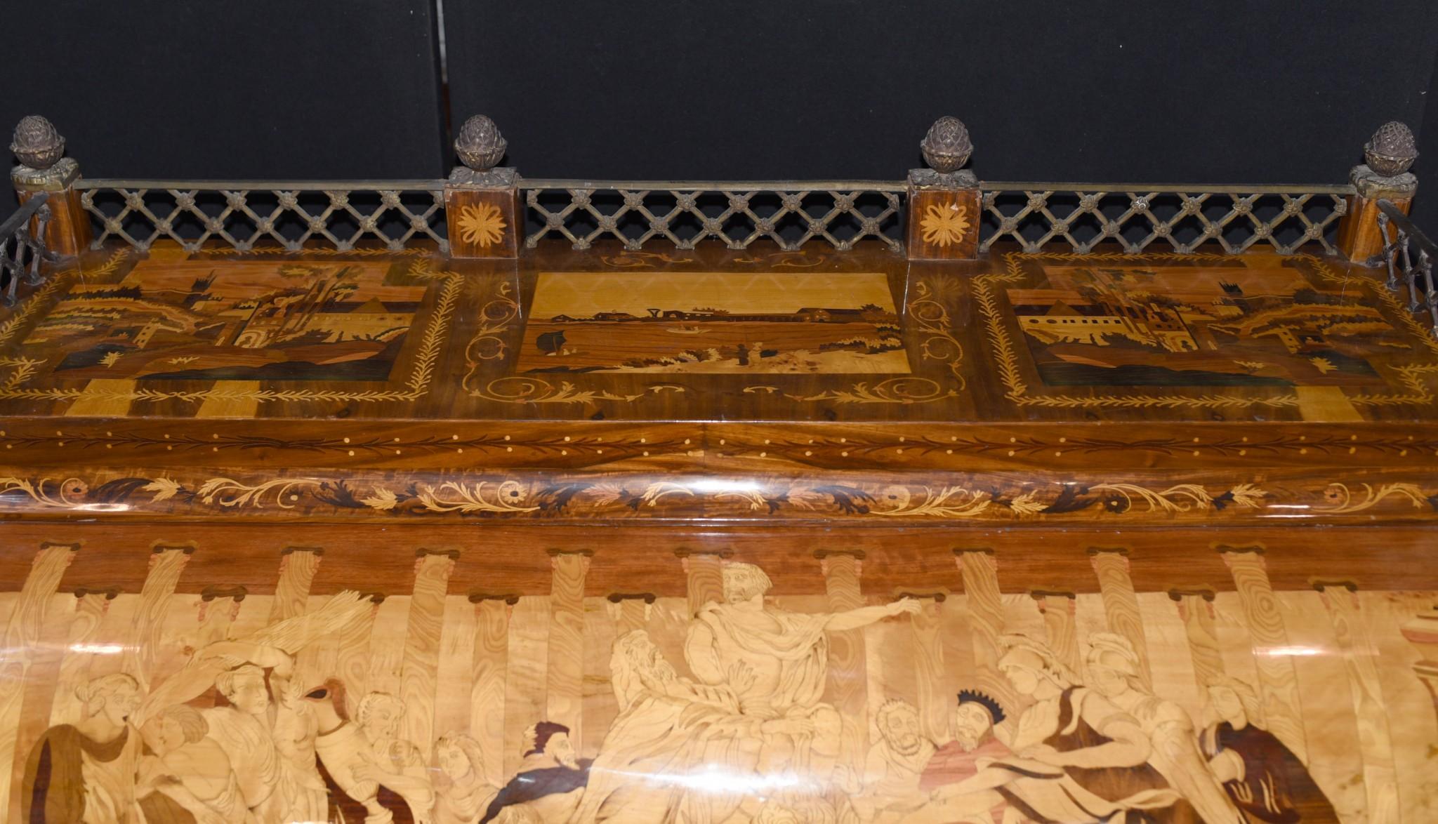 Louis XVI Desk - French Bureau Du Roi Roll Top 6