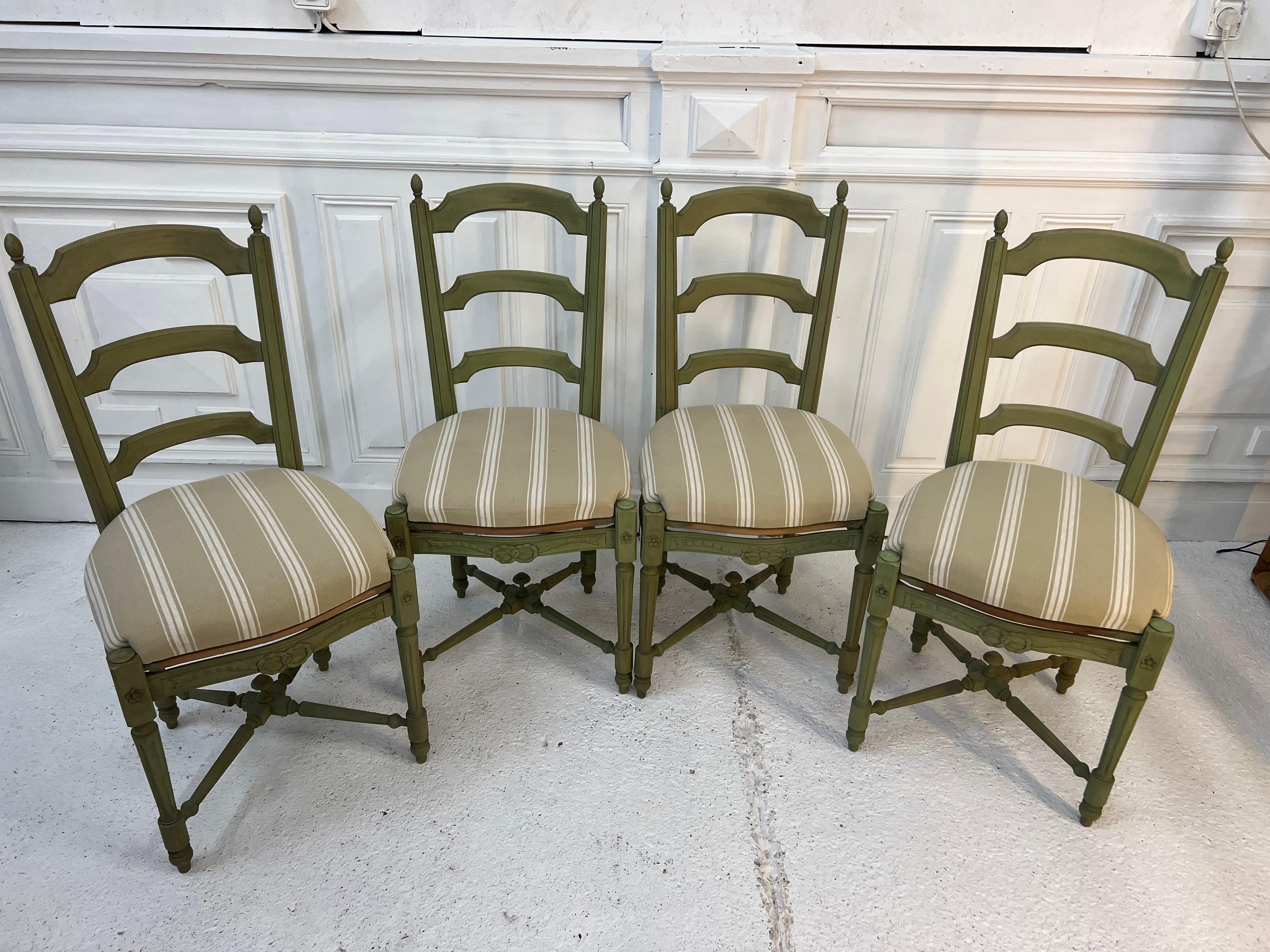 Louis XVI Dining Chairs, 20th Century For Sale 3