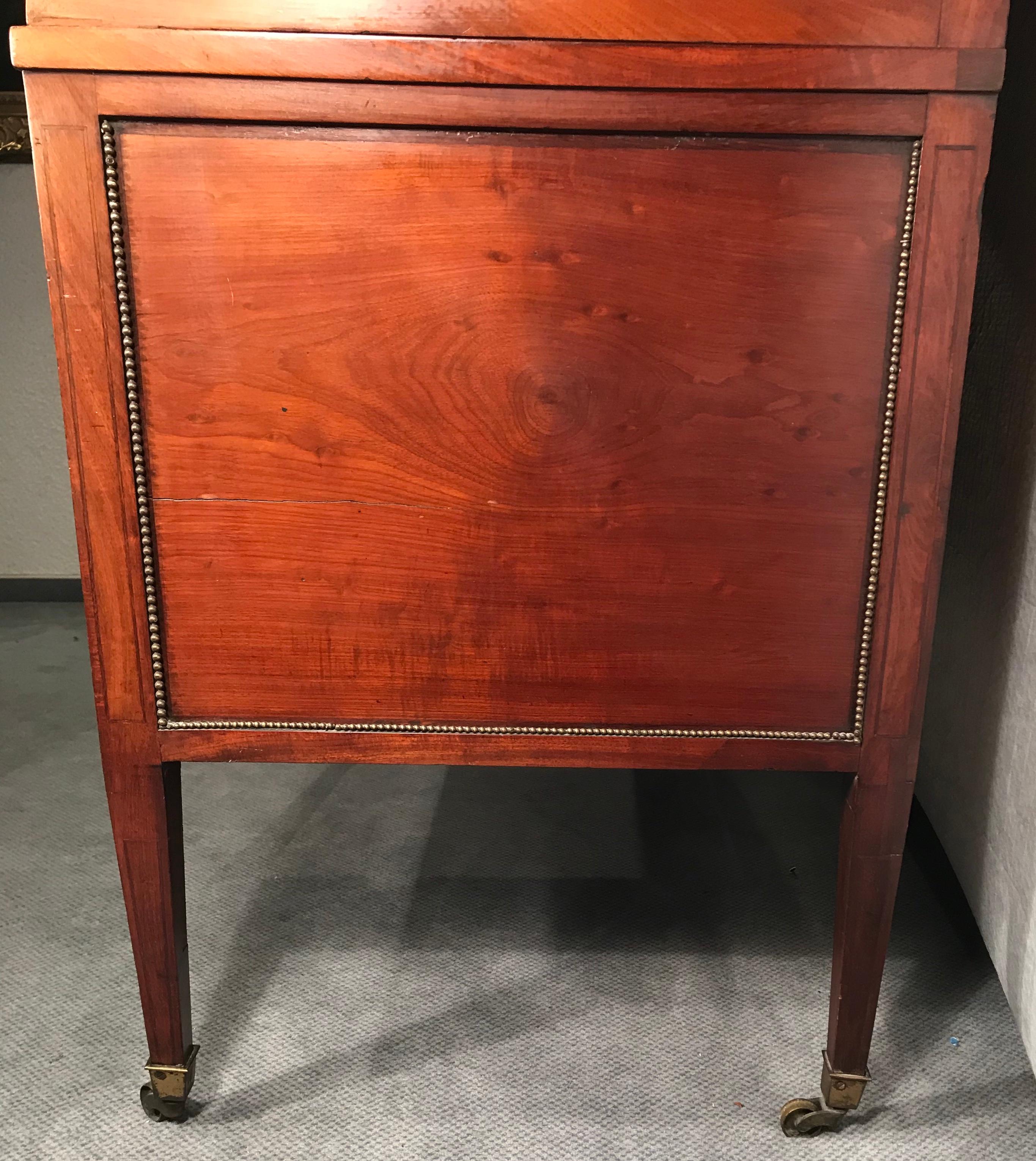 Louis XVI /Directoire Cylinder Desk with Bookcase Top, France, 1790-1800 For Sale 1