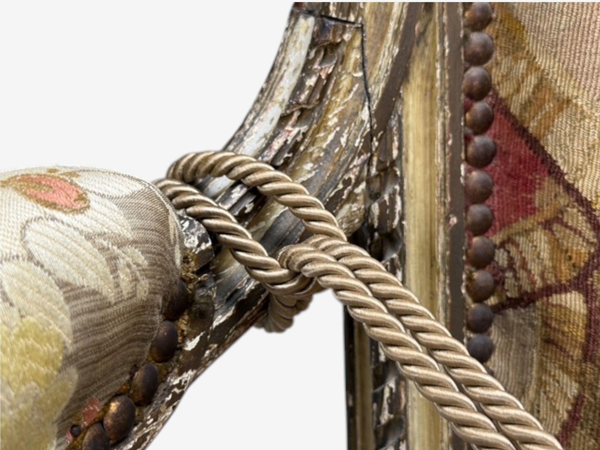 Louis XVI, Wood Distressed, Tapestry, Sofa, France, C.I.C. en vente 2