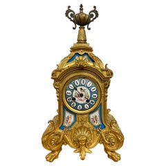 Reloj de manto Luis XVI de bronce dorado, Conrad Felsing, Berlín