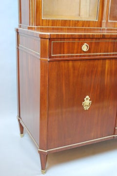 Louis XVI Double Body Showcase