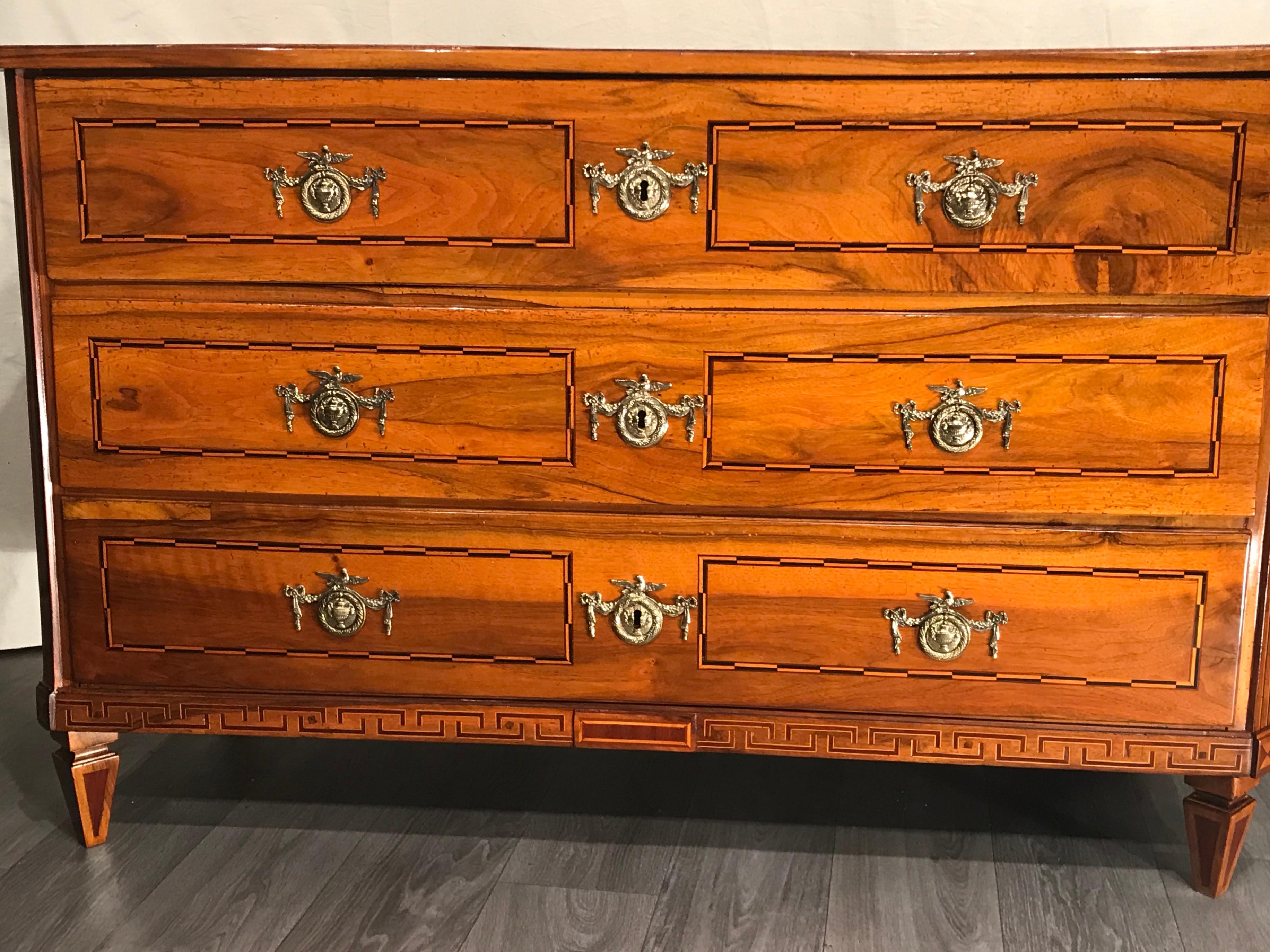 Louis XVI Dresser, South Germany 1780 For Sale 4