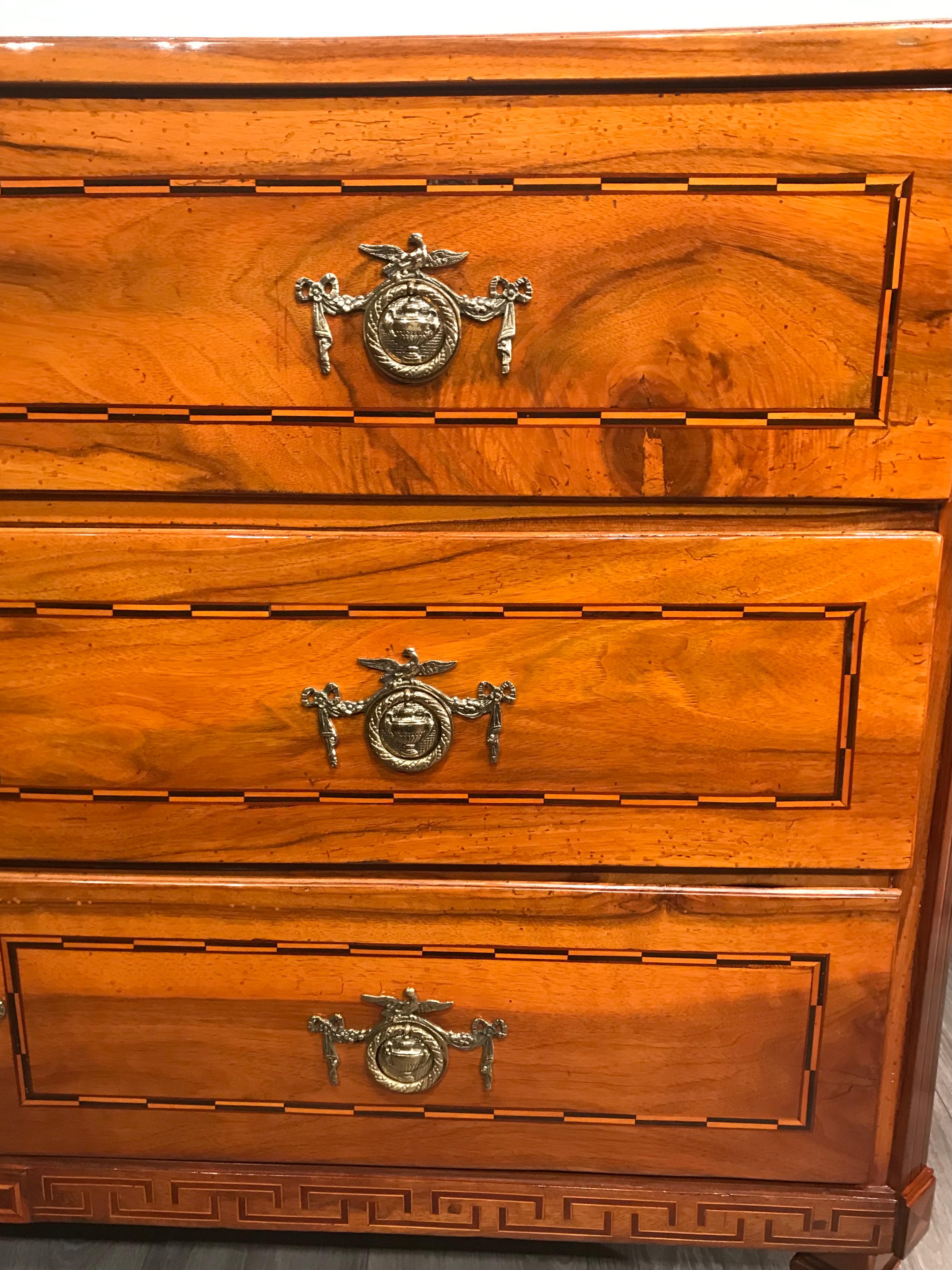 Walnut Louis XVI Dresser, South Germany 1780 For Sale