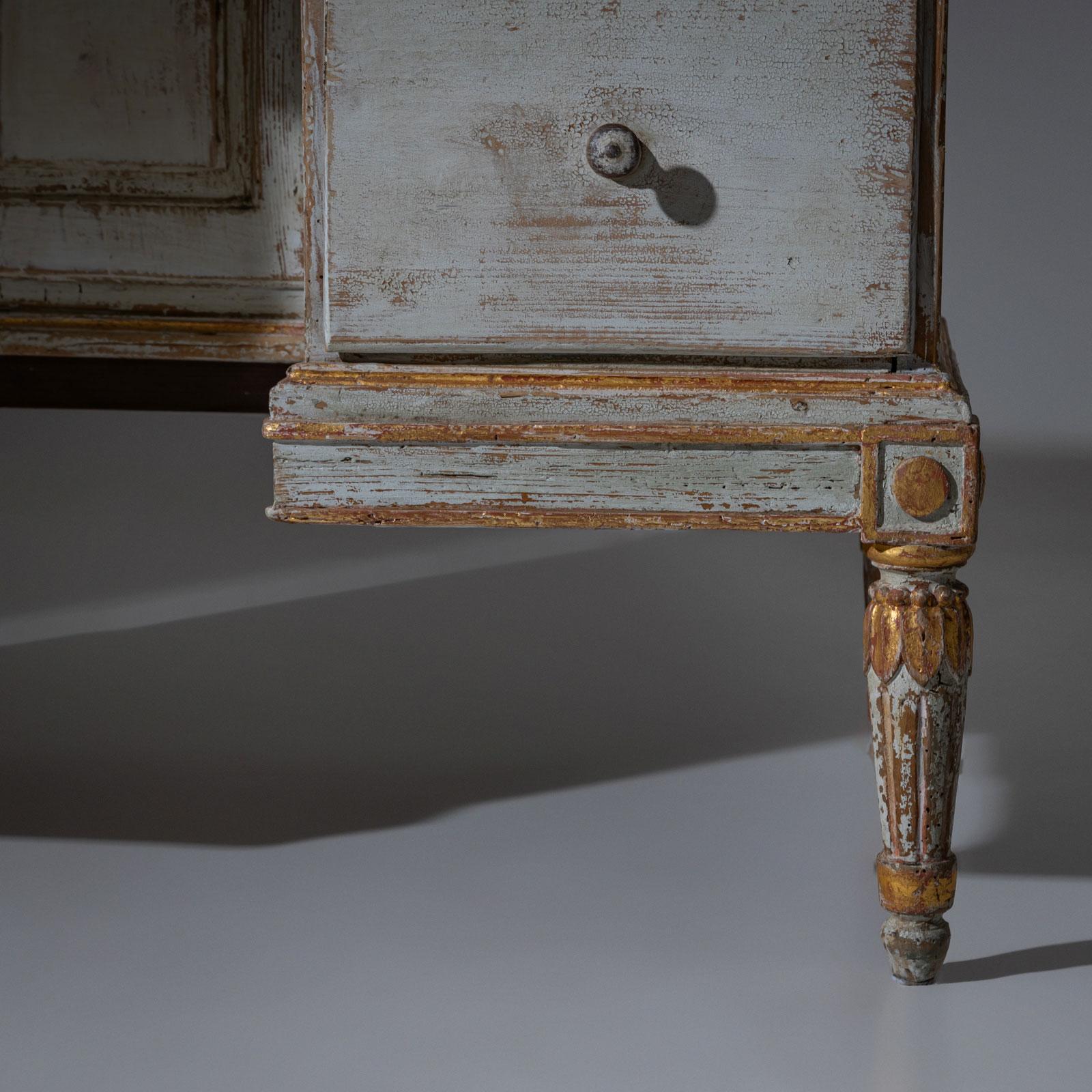 Louis XVI Dressing Table, circa 1780 For Sale 8