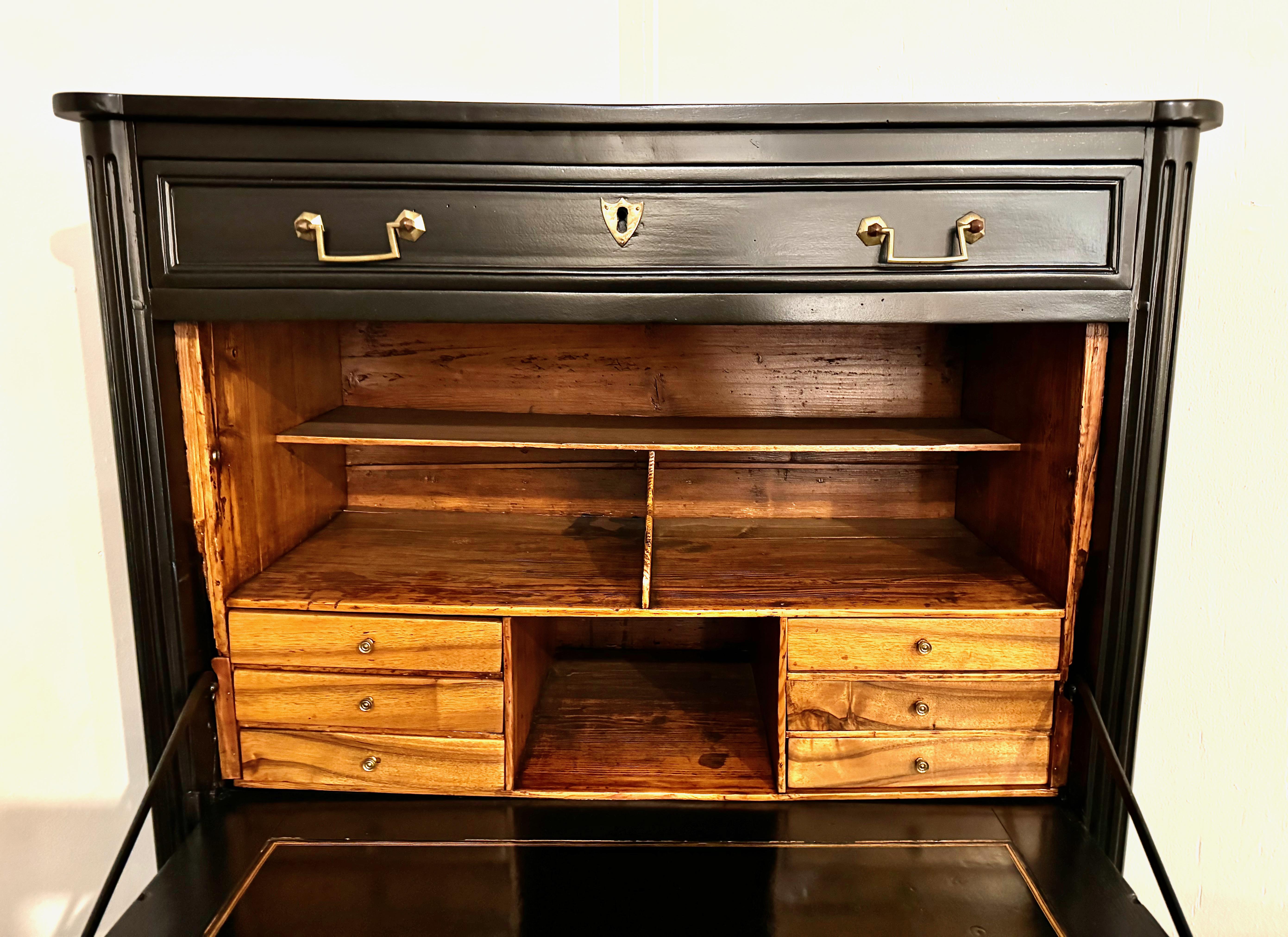 Secretaire a Abattant Luigi XVI ebanizzato 1790-1800 ca. In condizioni buone in vendita a Pasadena, CA