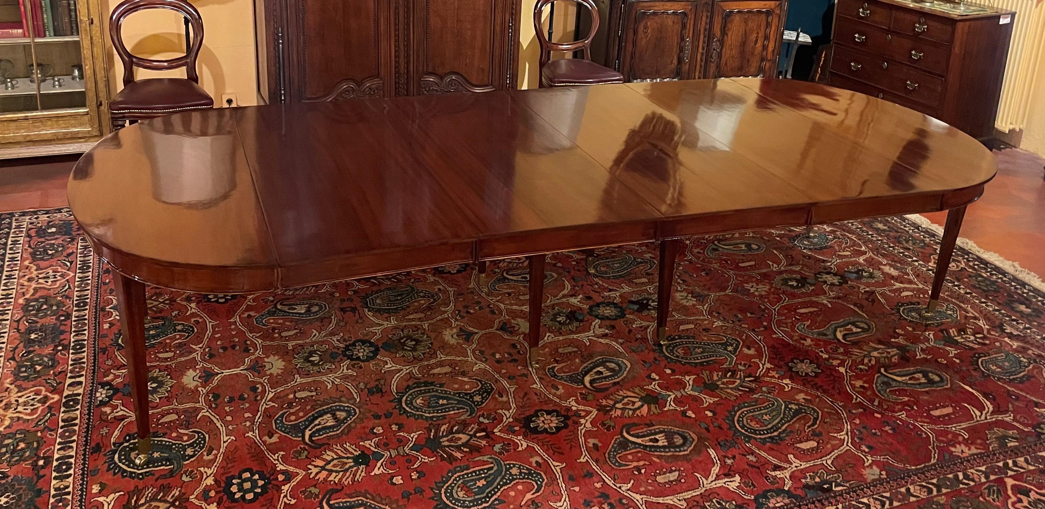 Louis XVI Extending Table with 4 Extension in Mahogany, France 9