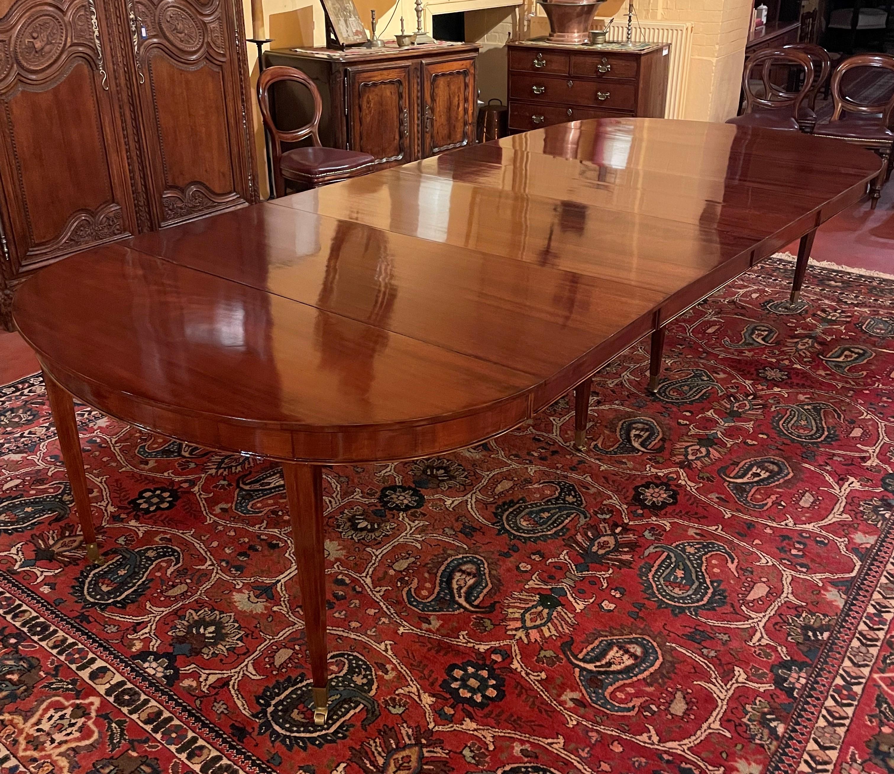 18th Century Louis XVI Extending Table with 4 Extension in Mahogany, France