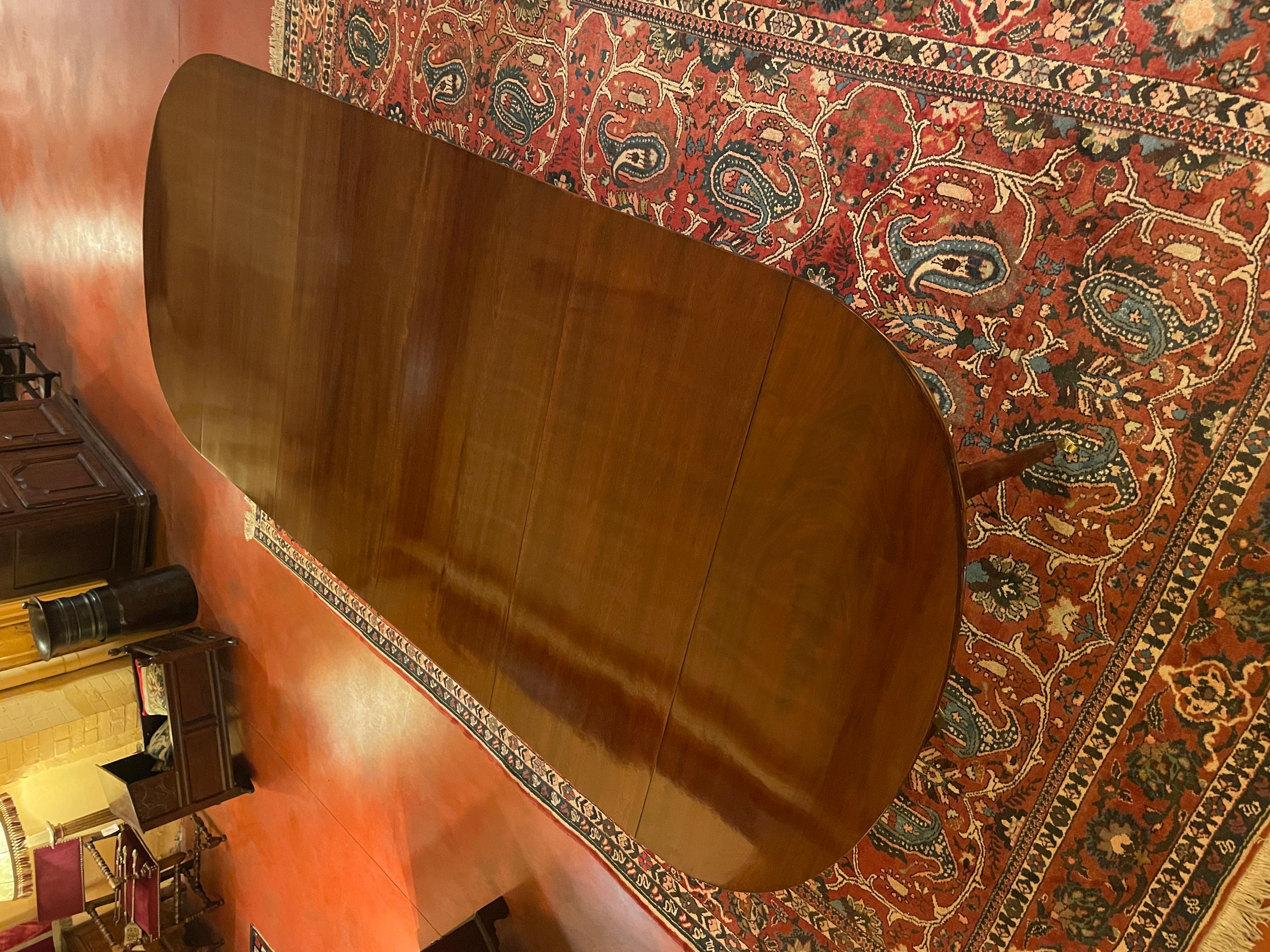 Louis XVI Extending Table with 4 Extension in Mahogany, France 3