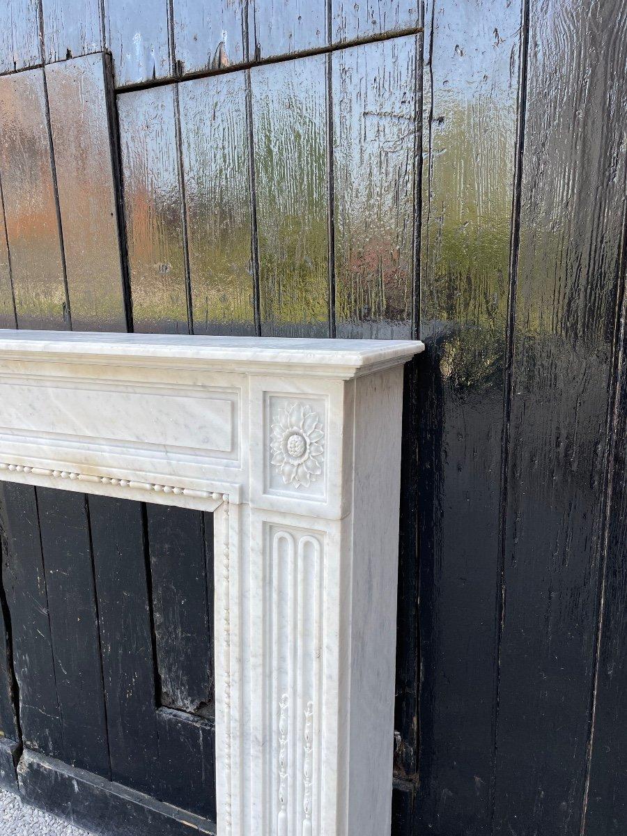 19th Century Louis XVI Fireplace in Carrara Marble For Sale