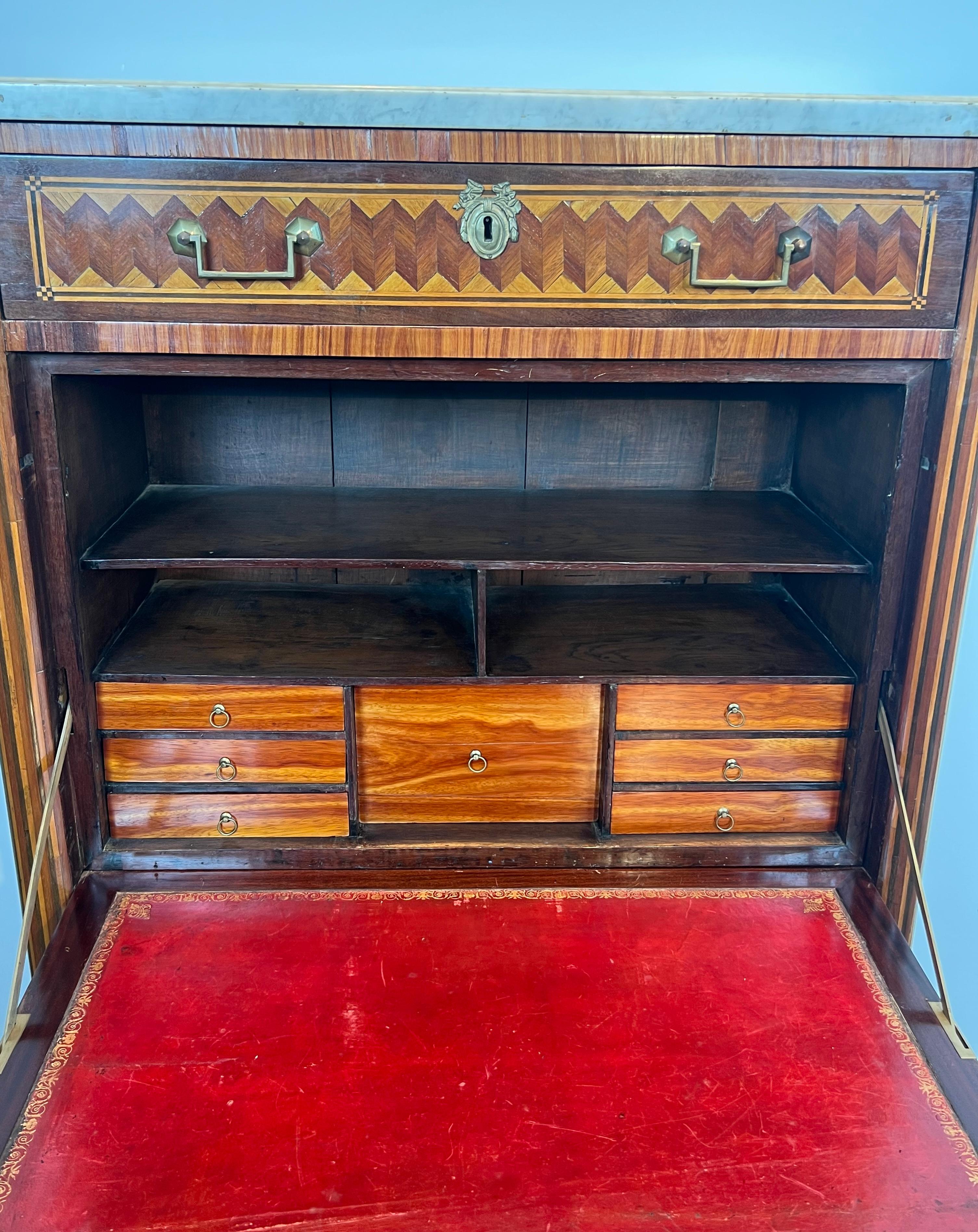 Segretaria pieghevole Luigi XVI in intarsio e marmo di Carrara in vendita 9