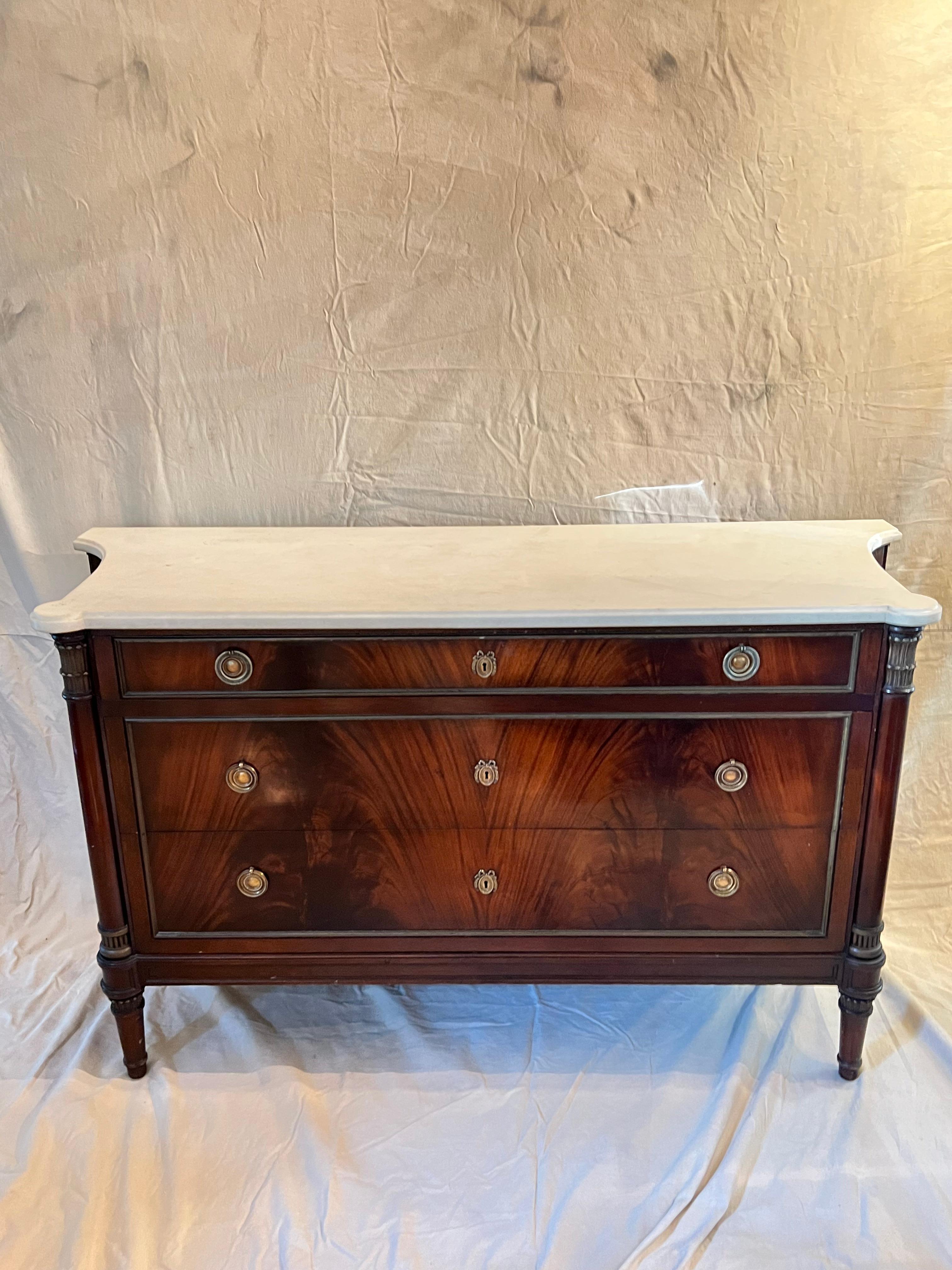 Louis XVI French Chest of Drawers or Commode with Statuary Marble Top For Sale 1