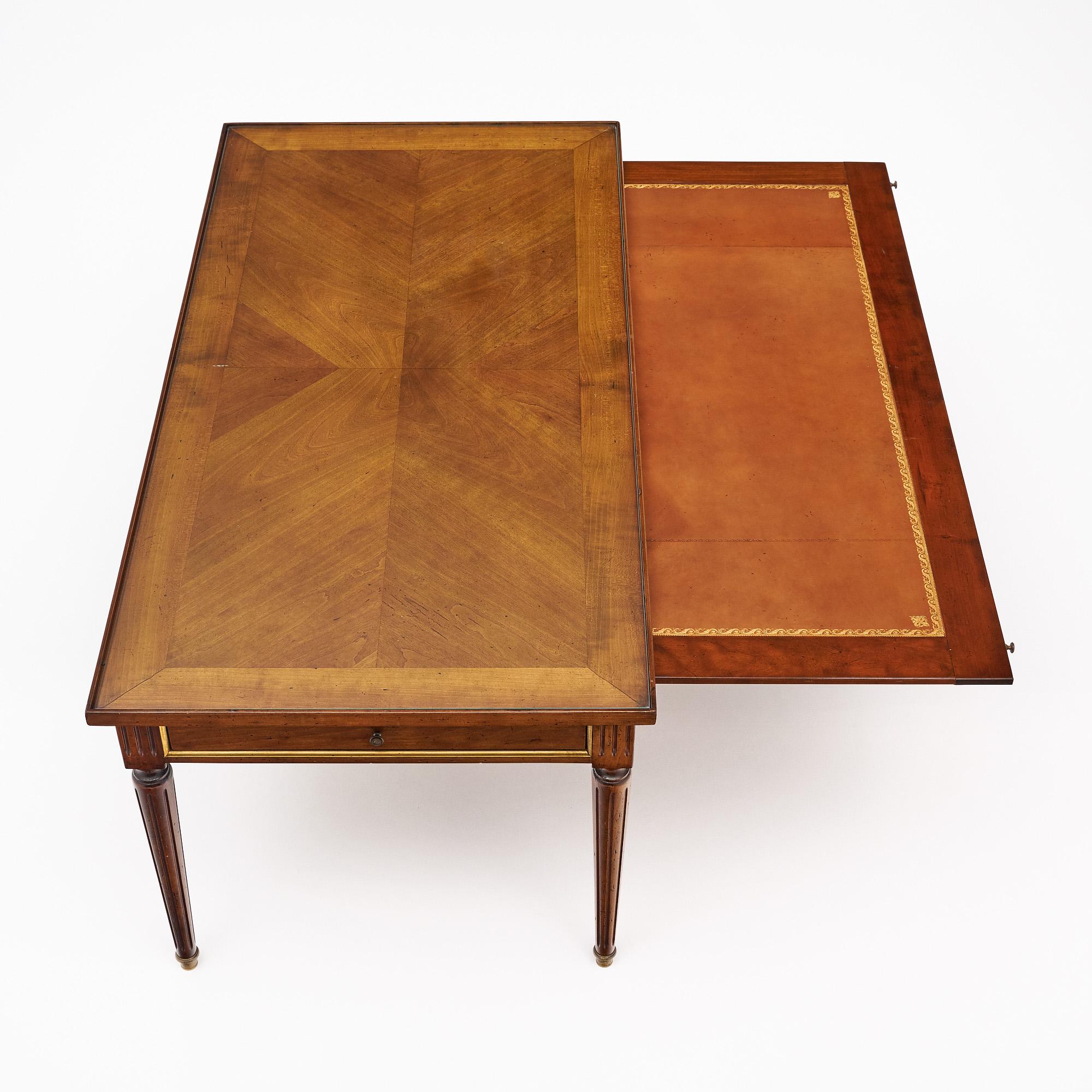 Table basse française Louis XVI en vente 1