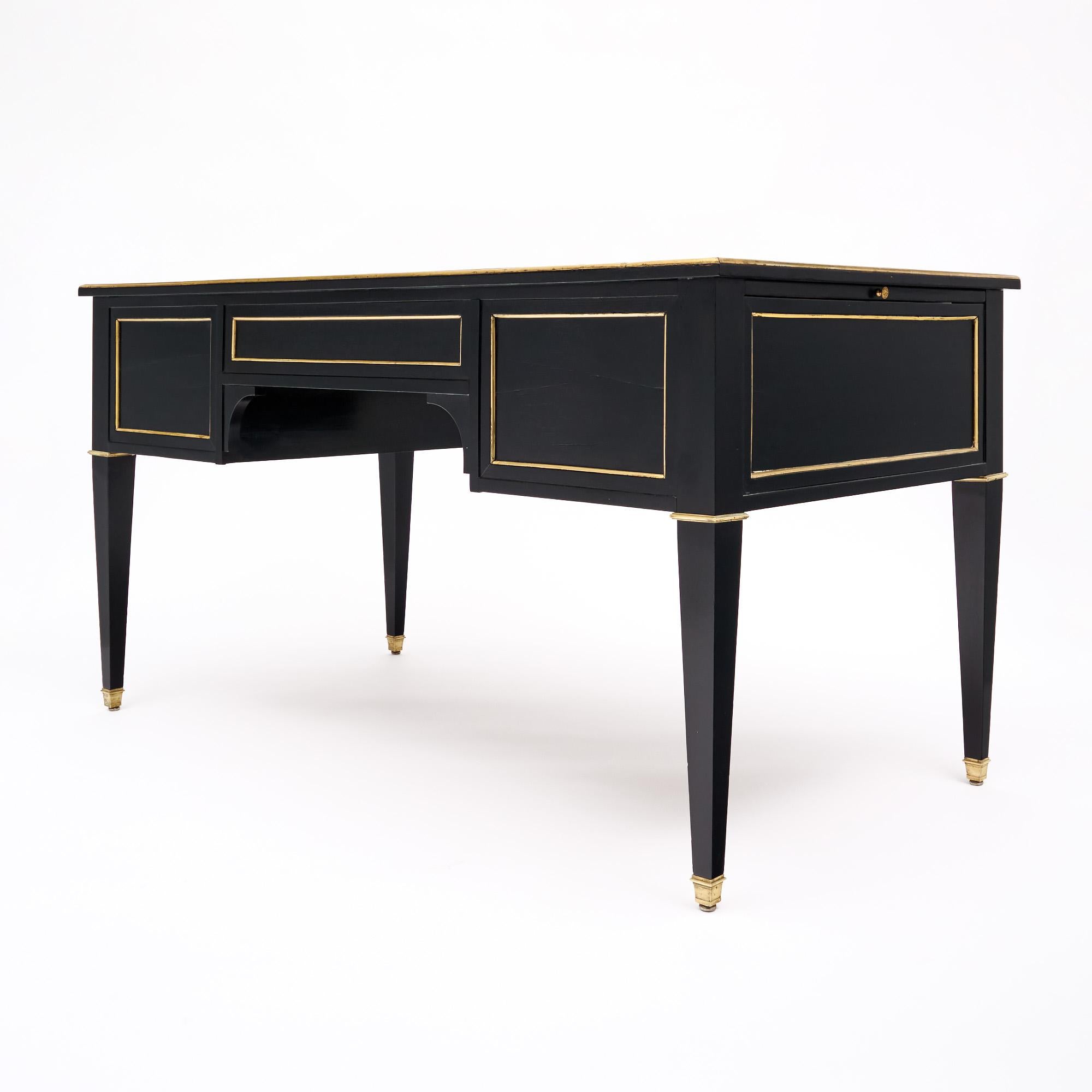 Laiton Louis XVI French Desk en vente