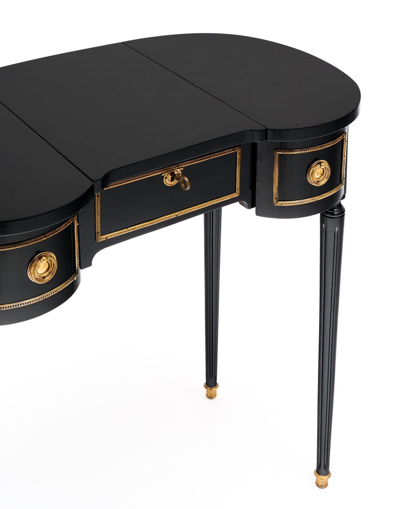 Early 20th Century Louis XVI French Ebonized Vanity For Sale