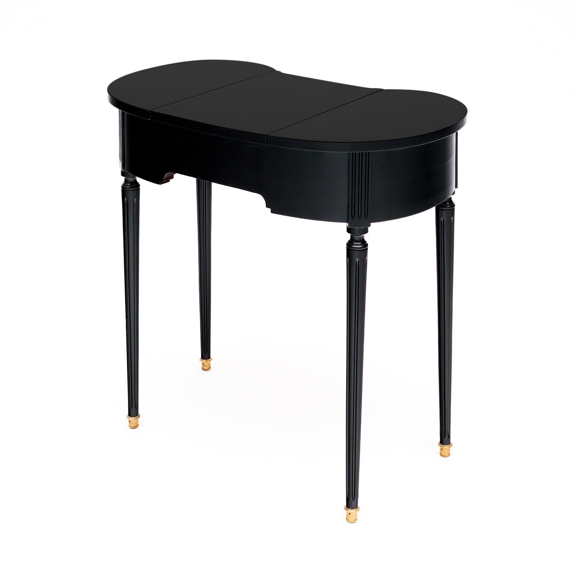 Louis XVI French Ebonized Vanity For Sale 3