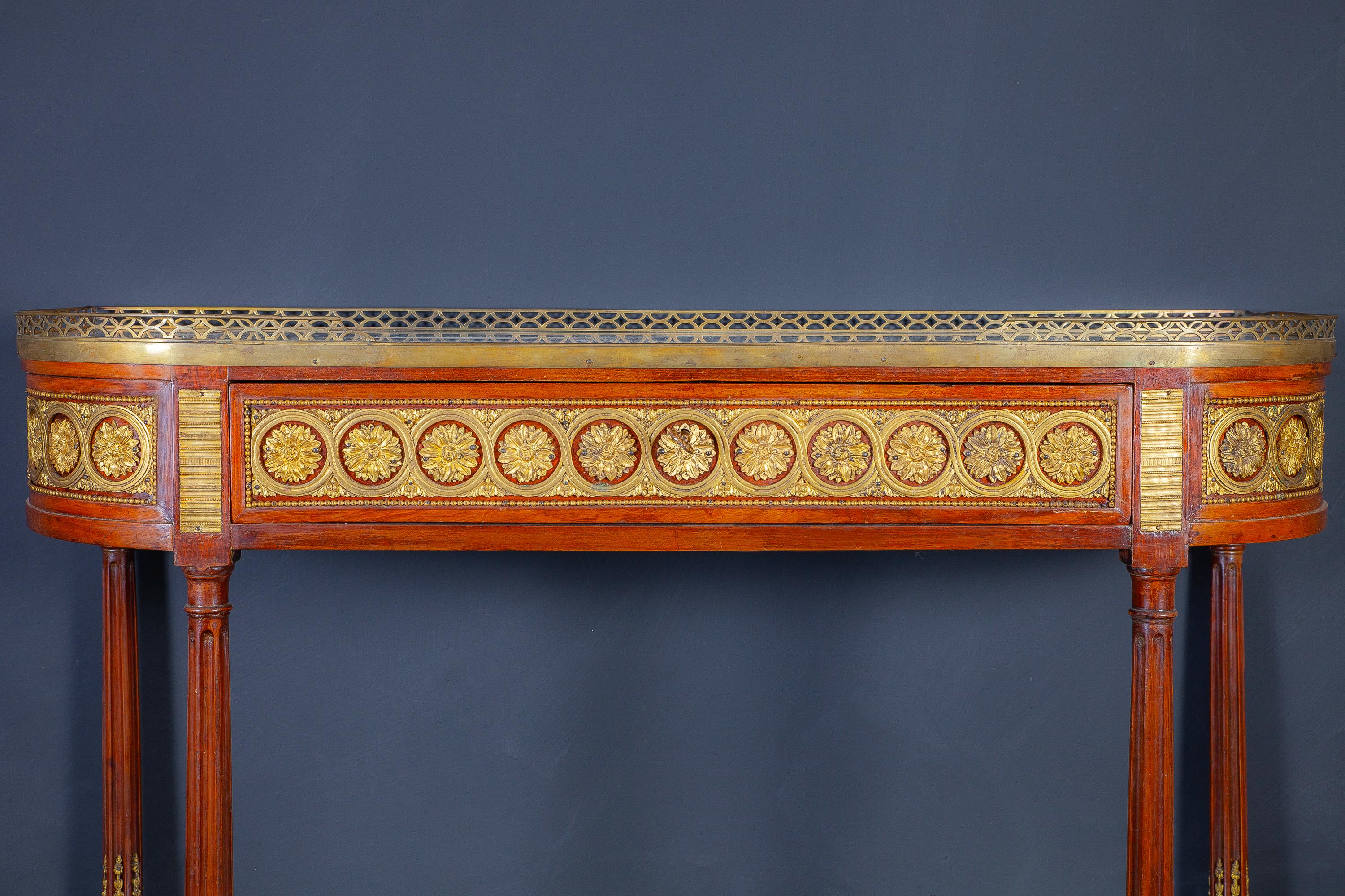 Louis XVI French Mahogany Ormolu Mounted Dessert Console Table , 1780 For Sale 2