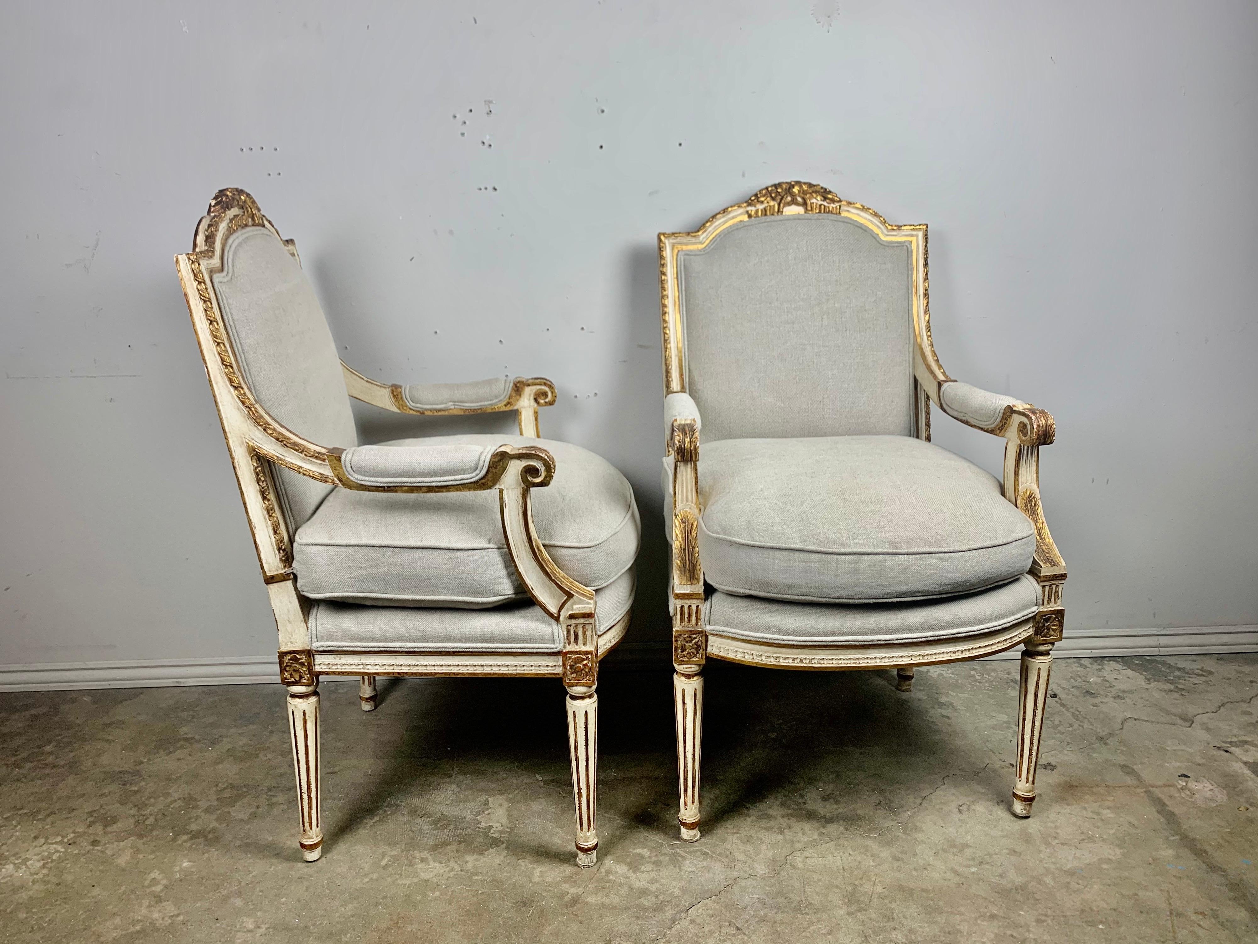 Louis XVI French Painted and Parcel-Gilt Armchairs, circa 1930s 2