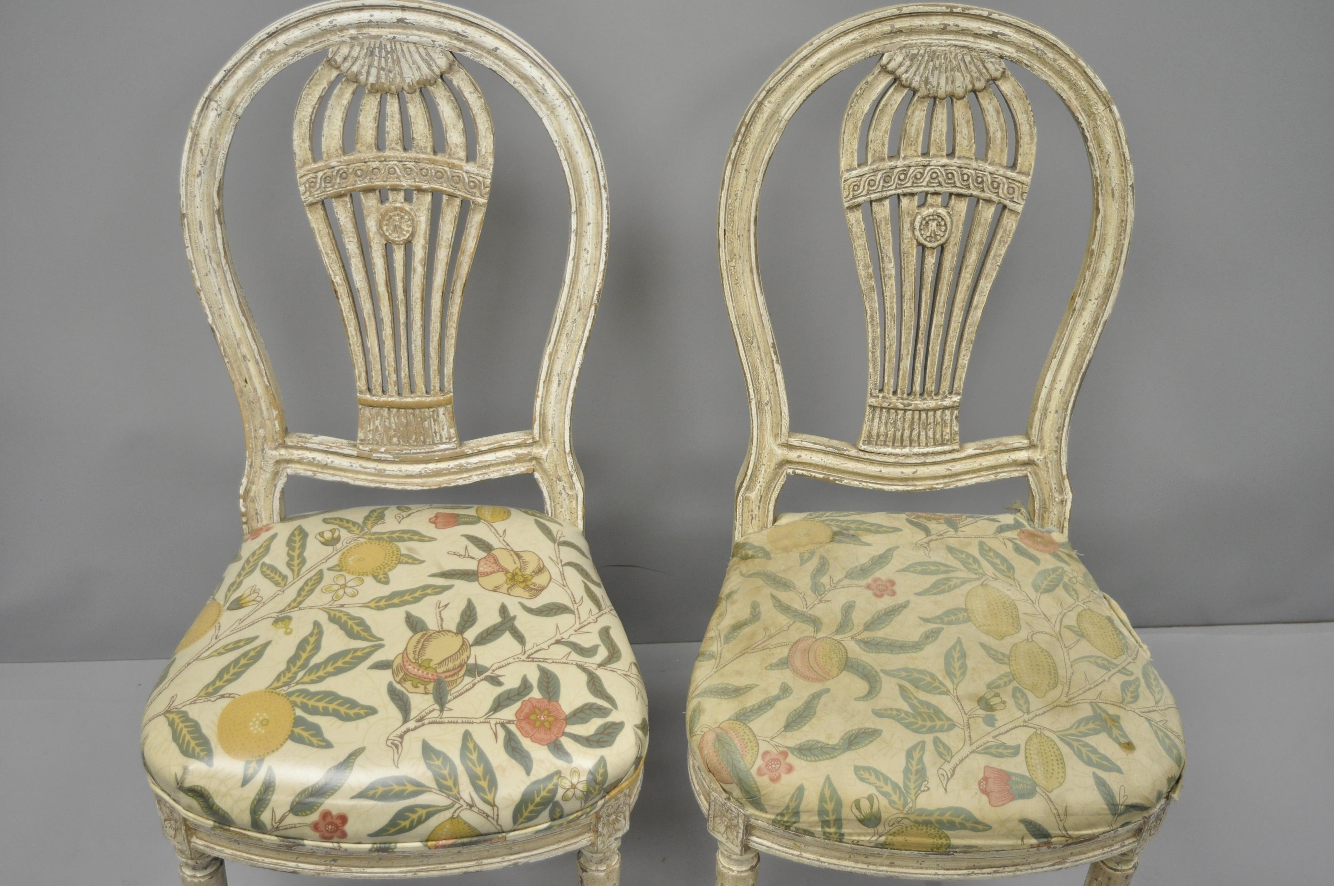 Louis XVI French Style Hot Air Balloon Back Montgolfier Dining Chair, Set of Six In Good Condition In Philadelphia, PA