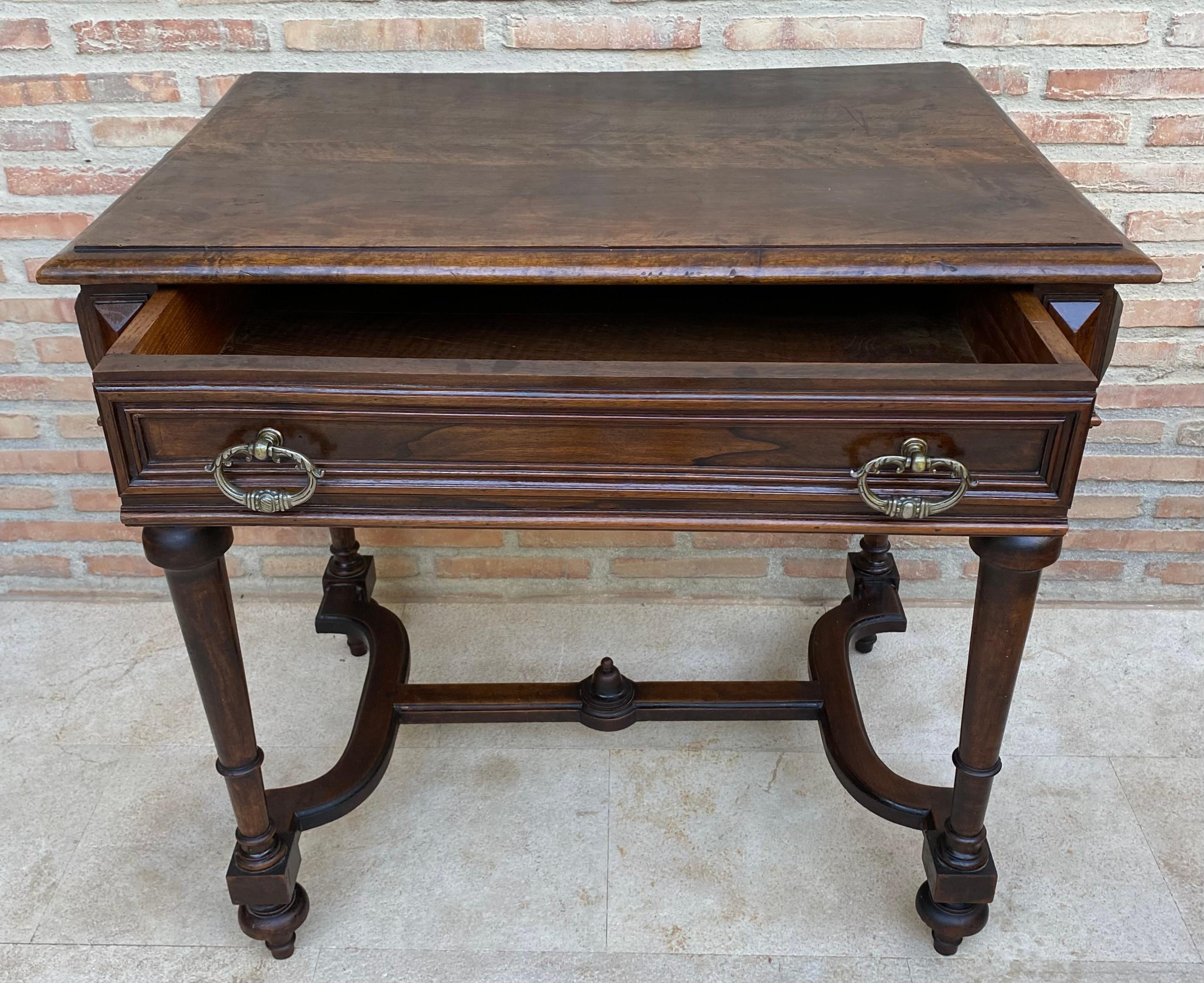 Louis XVI French Walnut Side Table with drawer, 1920s For Sale 2
