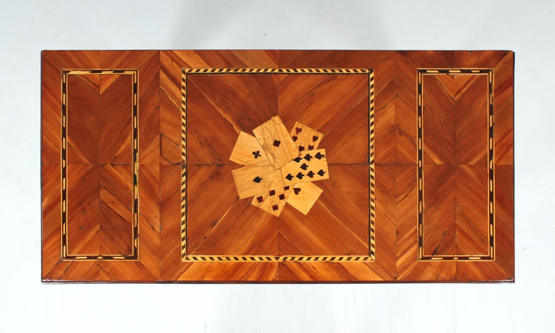 Louis XVI Game Table with Marquetry, circa 1800 In Good Condition In Greven, DE
