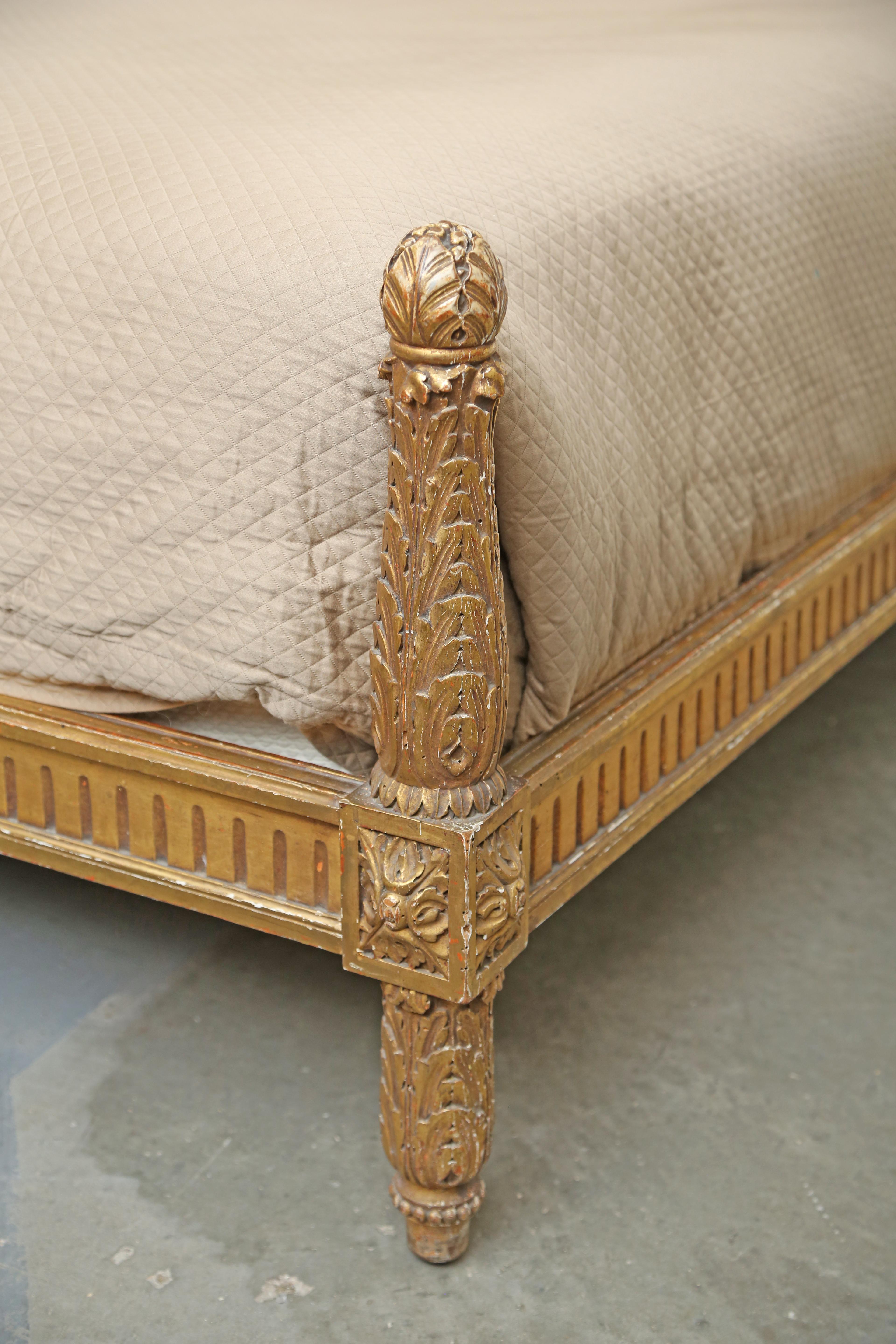   Antique Louis XVI Style Gilt Bed with Silk Headboard In Good Condition In West Palm Beach, FL