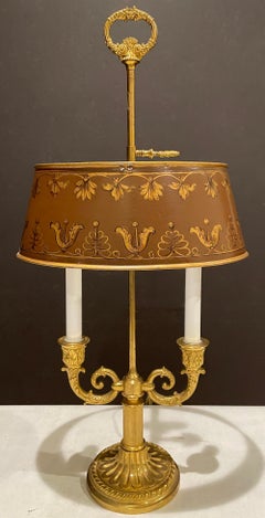 Lampe bouillotte Louis XVI en bronze doré
