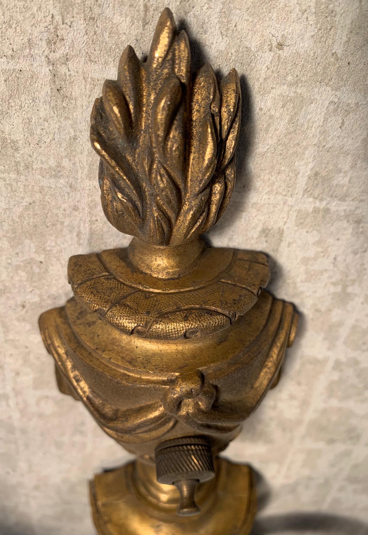 Lámparas Luis XVI de Bronce Dorado en venta 4