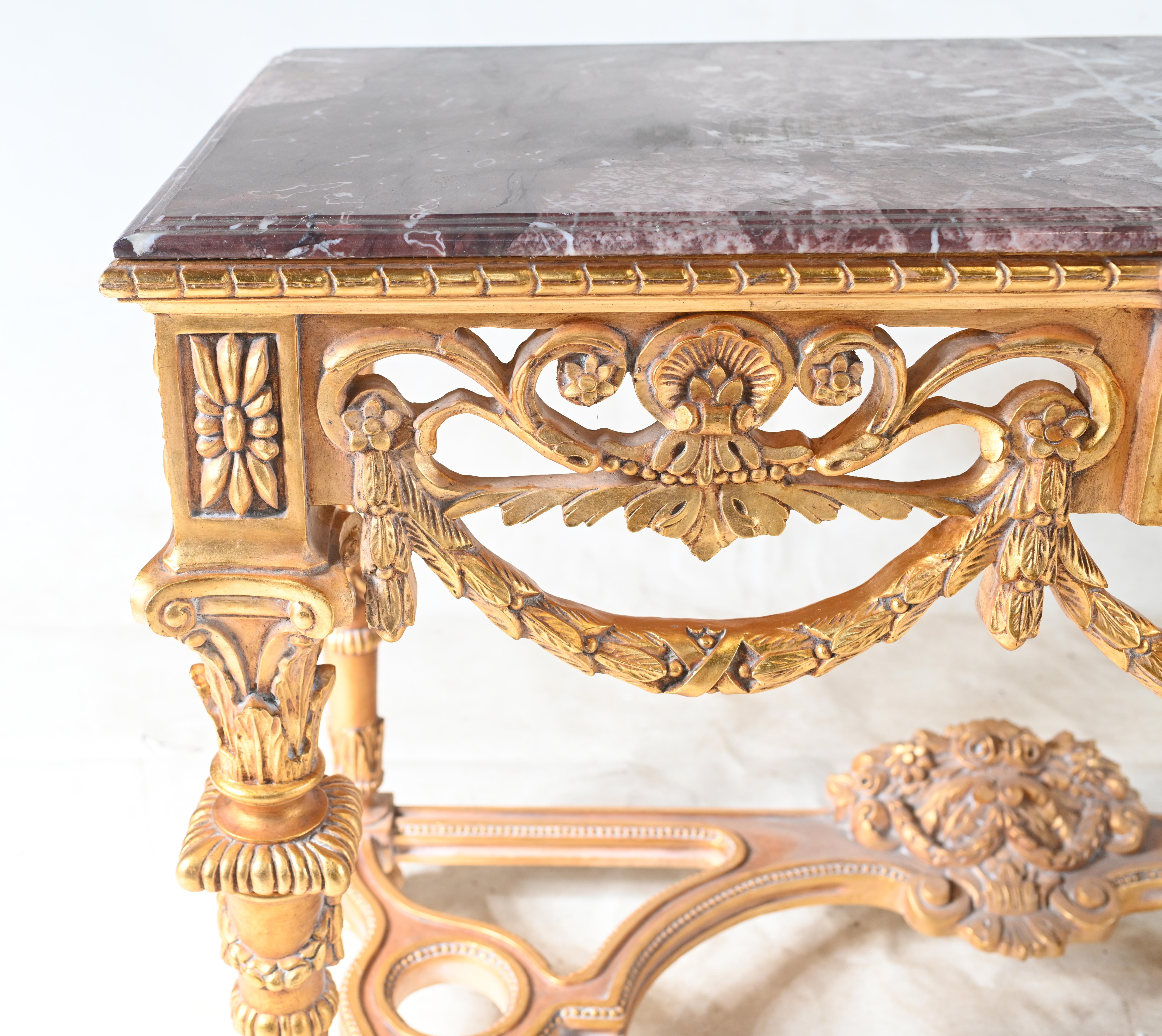 Console Louis XVI doré Dessus de marbre Revival en vente 12